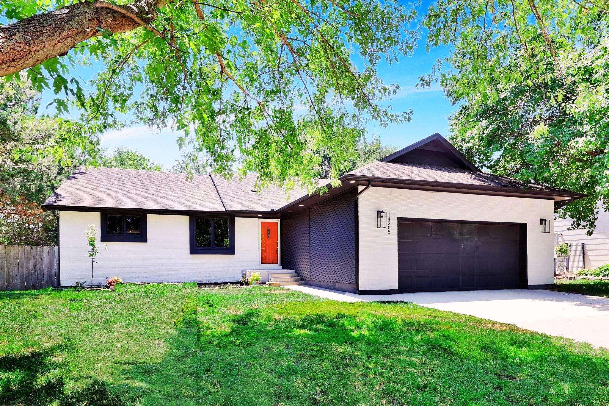 Photo of 14205 E Gilbert Cir in Wichita, KS