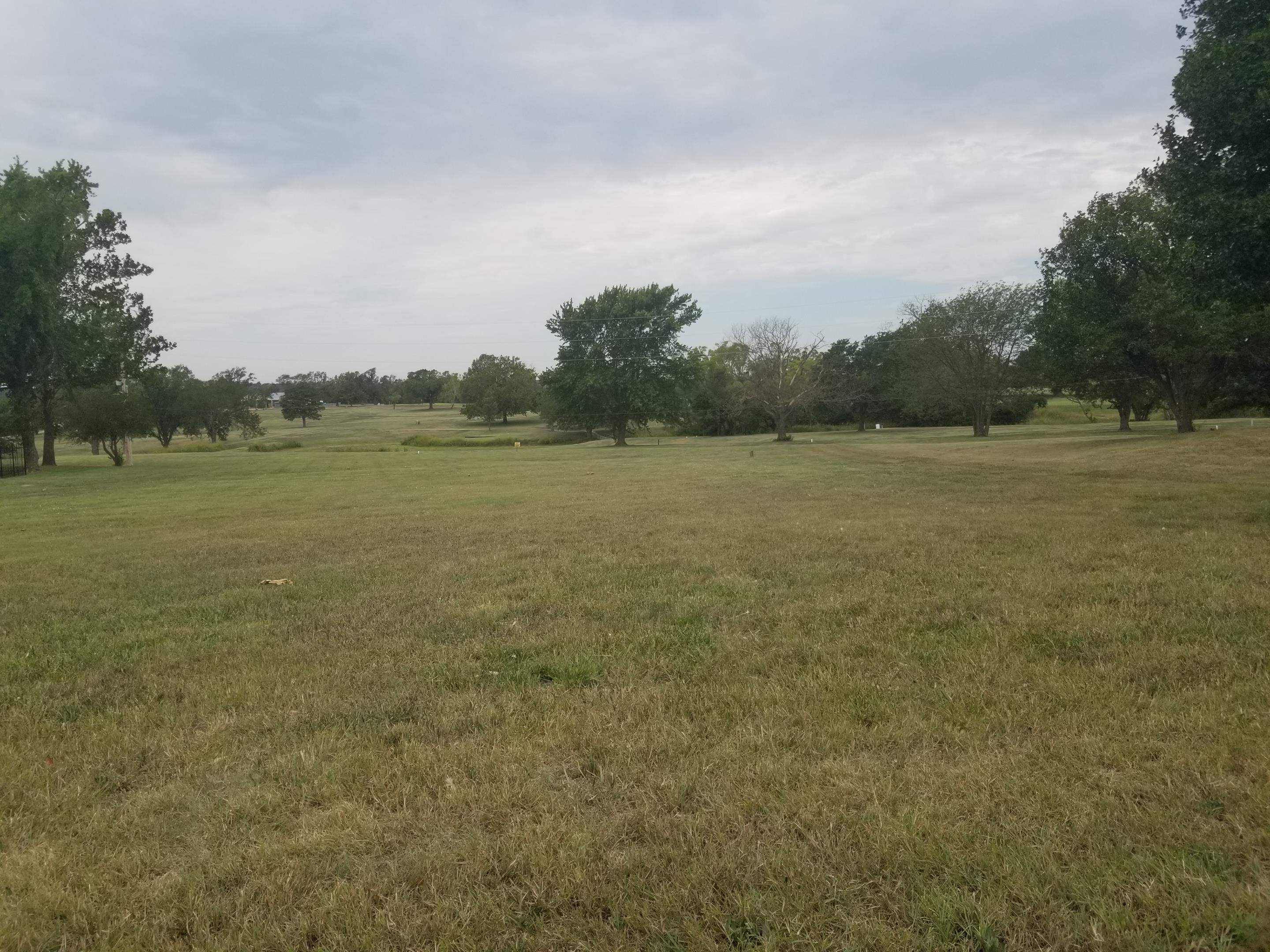 Photo of 1049 Country Club Dr in Eureka, KS