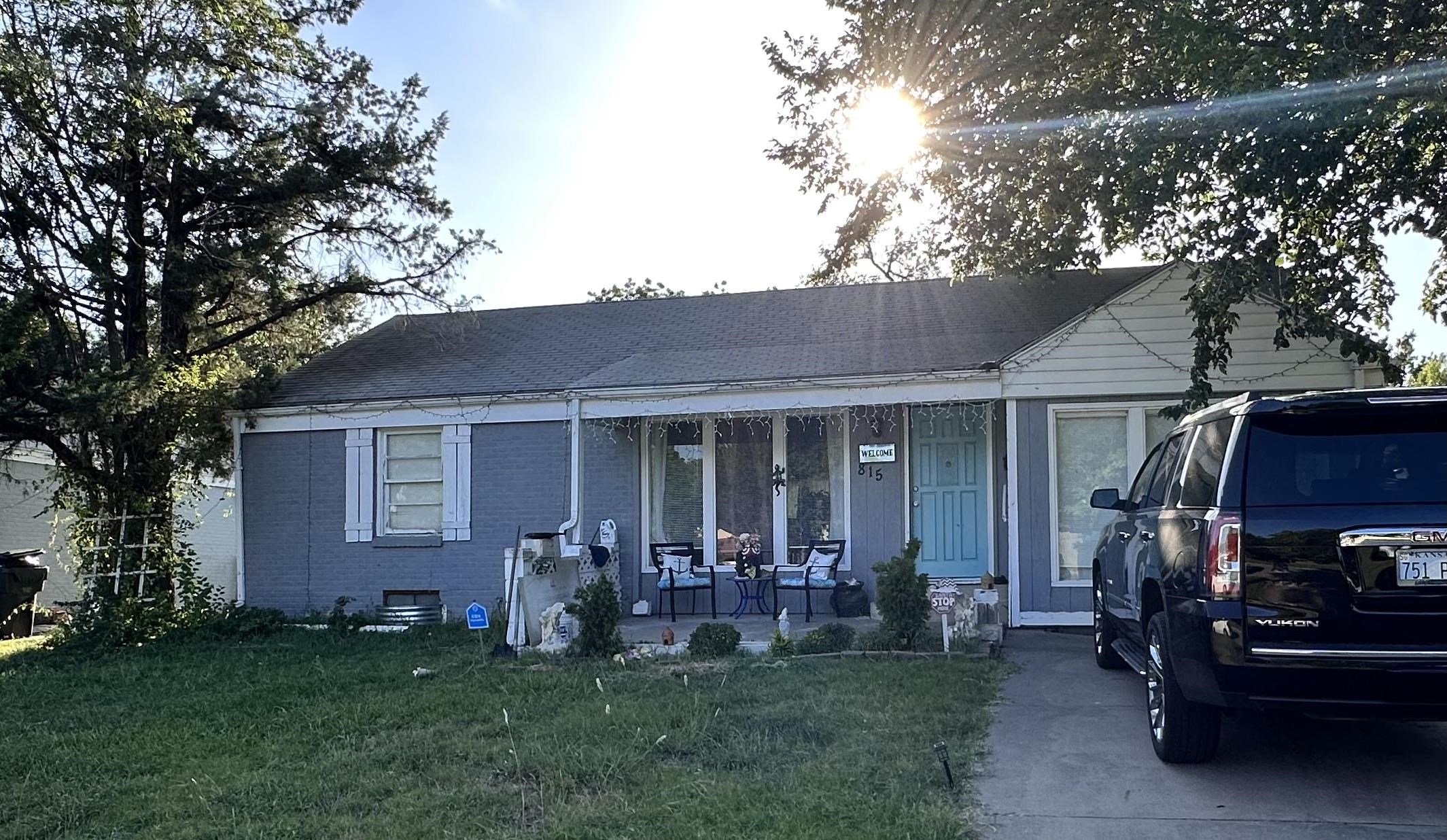 Photo of 815 S Armour St in Wichita, KS