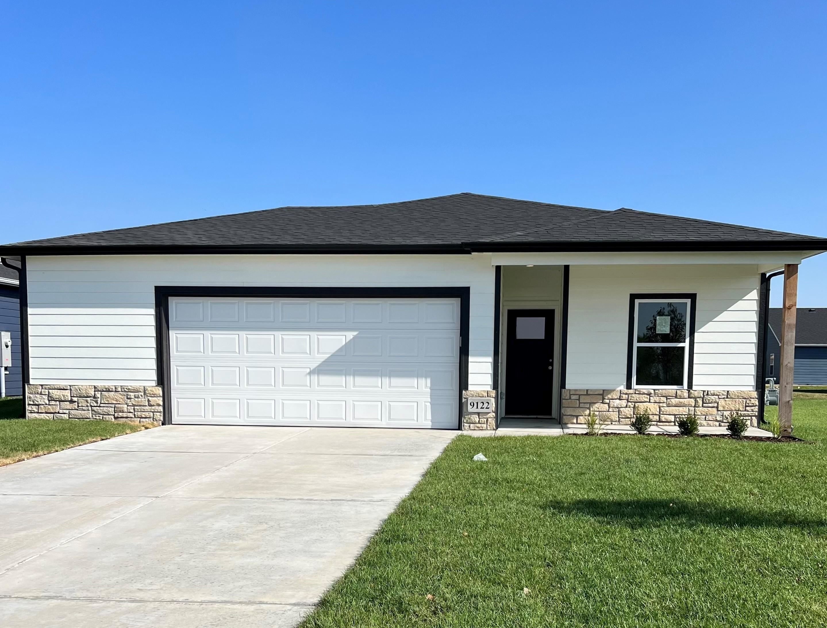Photo of 9122 E Hurst St in Wichita, KS