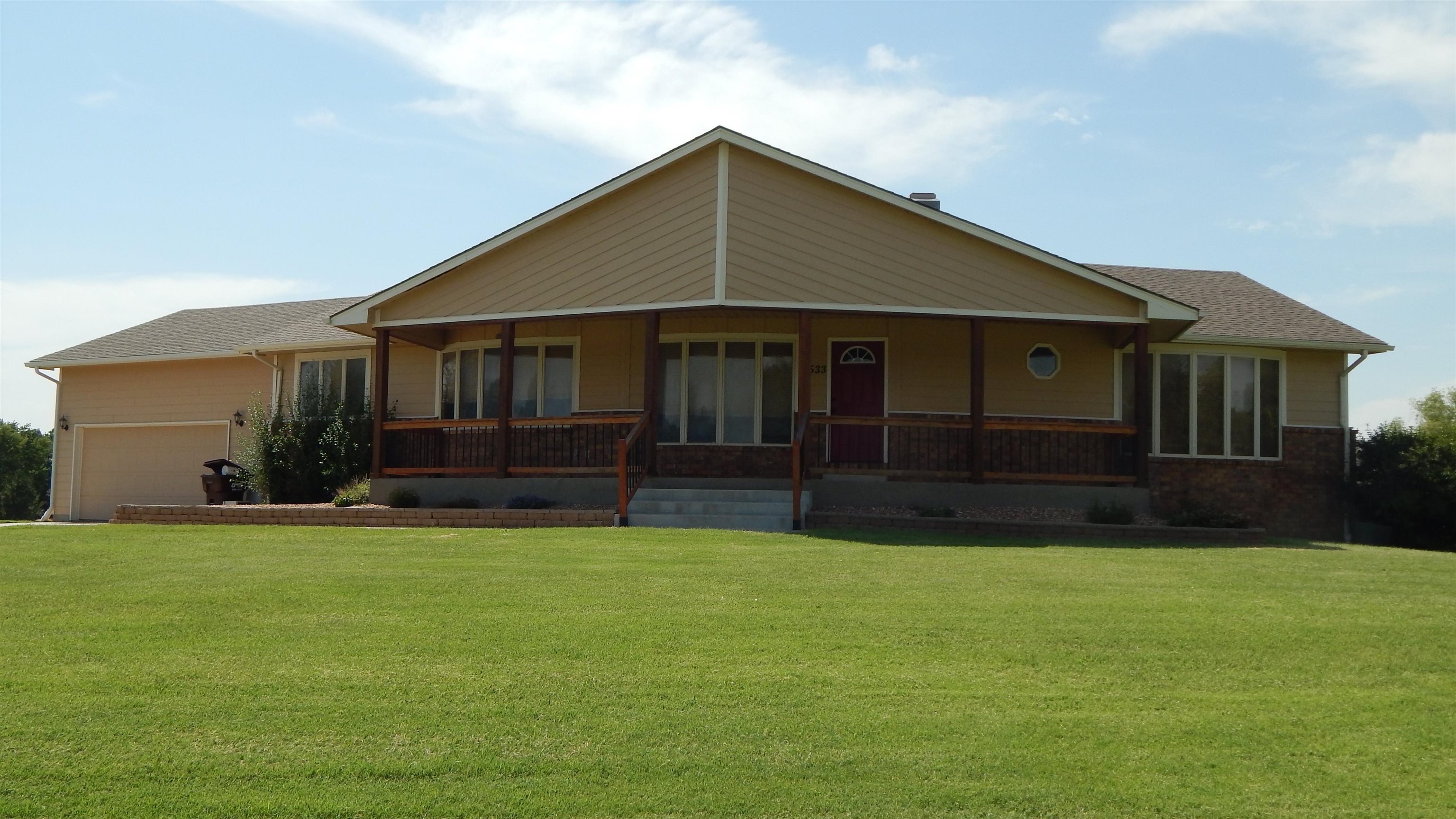 Photo of 6533 S Eagle Dr in Derby, KS