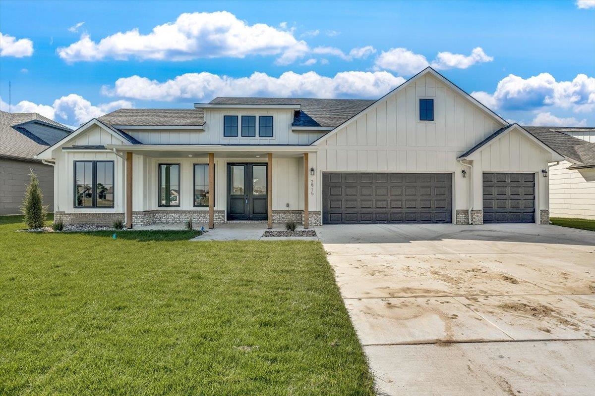 Photo of 2915 E Sunnyslope in Wichita, KS