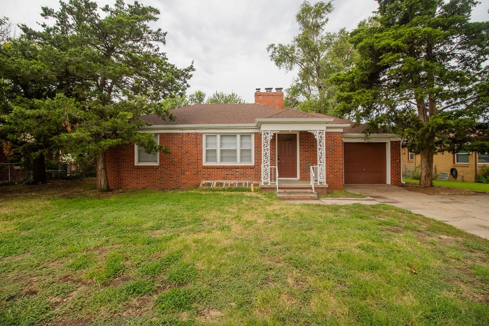 Photo of 1585 N Athenian Ave in Wichita, KS
