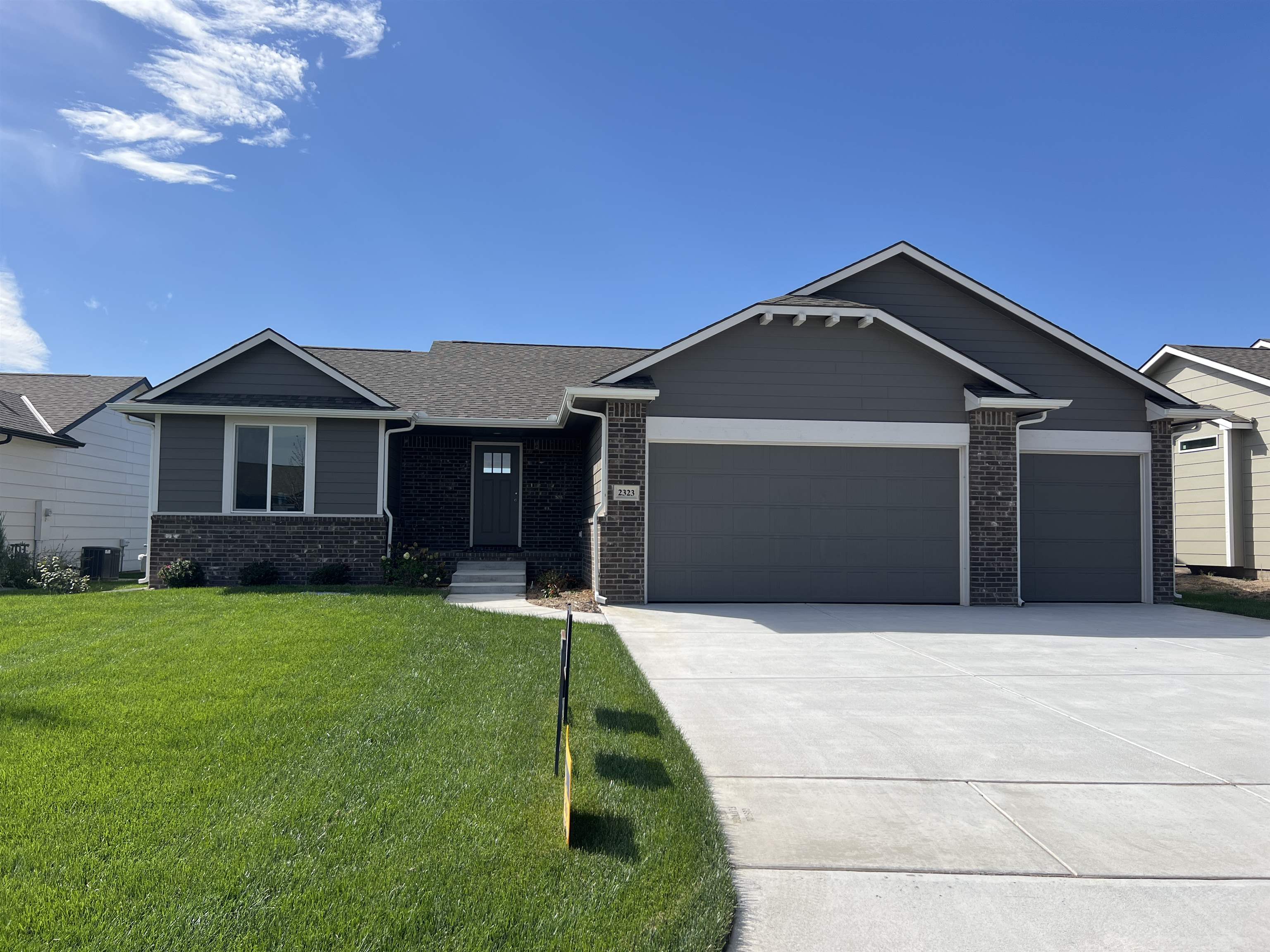 Photo of 2323 S Hickory Crk in Wichita, KS