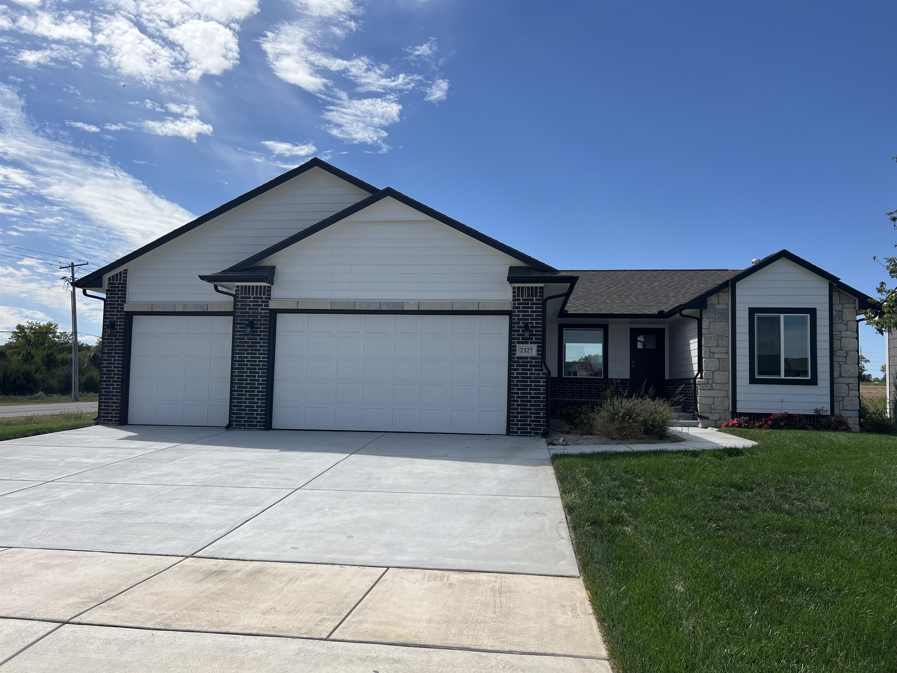 Photo of 2327 S Hickory Creek St in Wichita, KS