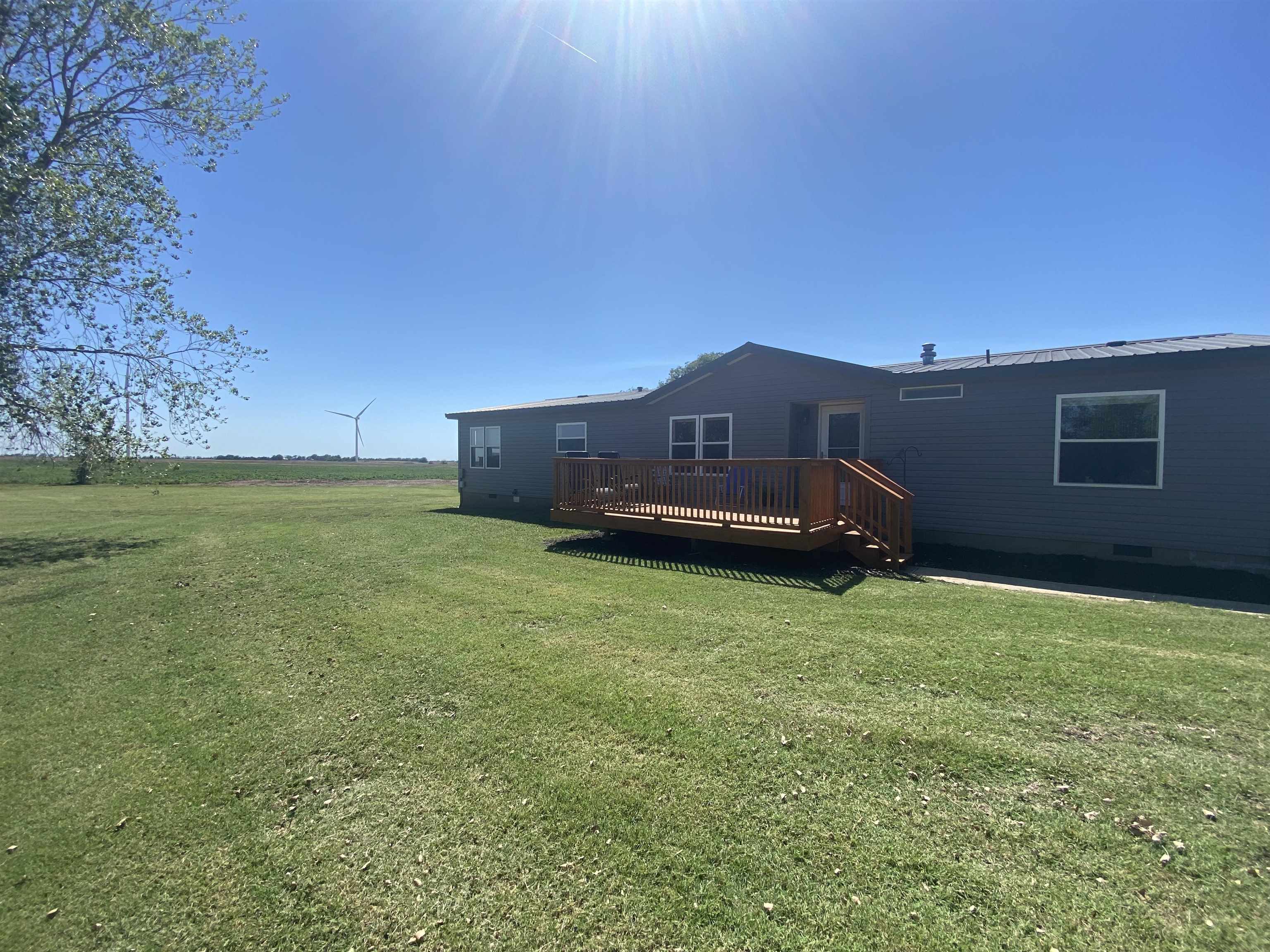 Photo of 1117 S Hillside Rd in South Haven, KS