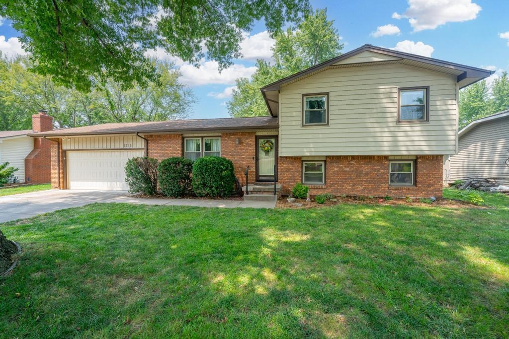 Photo of 1512 E Maple in Derby, KS