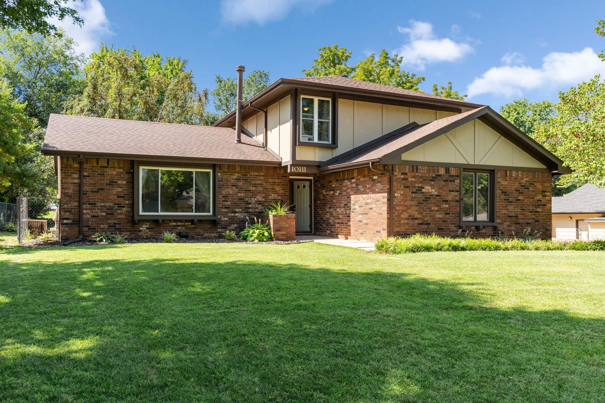 Photo of 10111 W Harvest Ln in Wichita, KS
