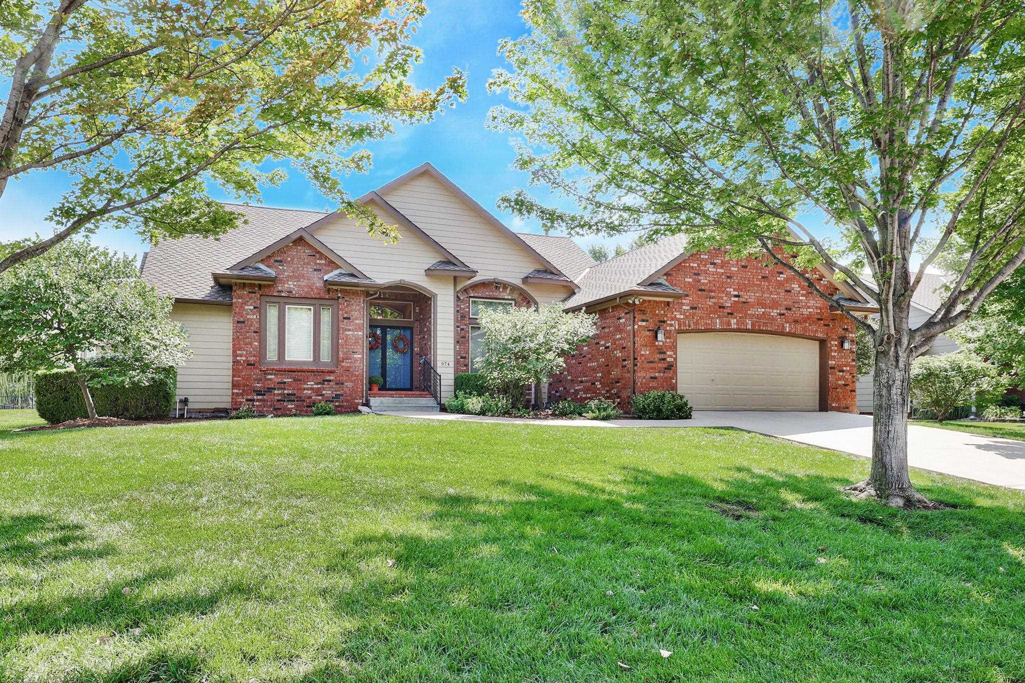 Photo of 974 N White Tail Cir in Wichita, KS