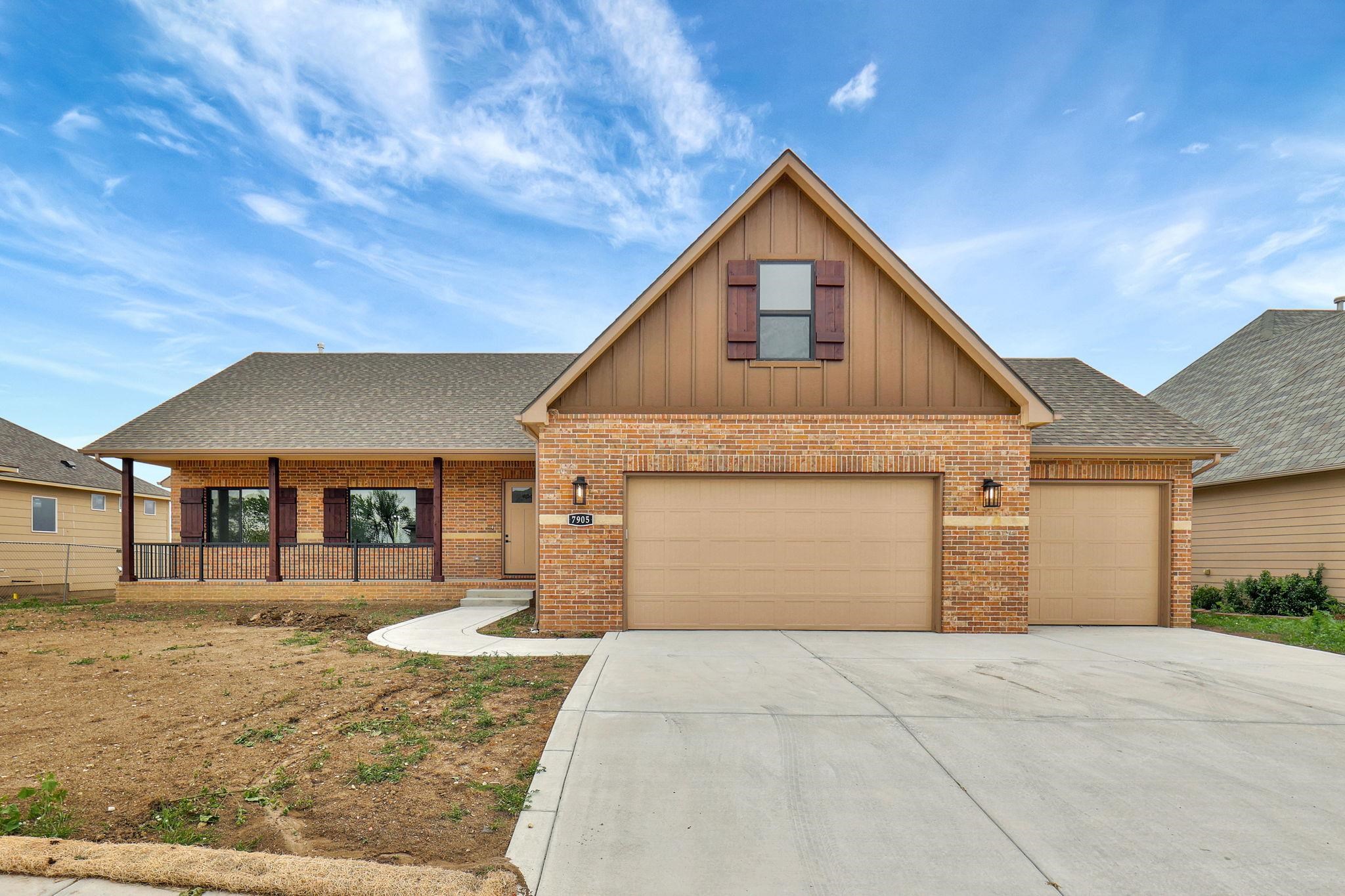 Photo of 7905 E Turquoise Trl in Bel Aire, KS