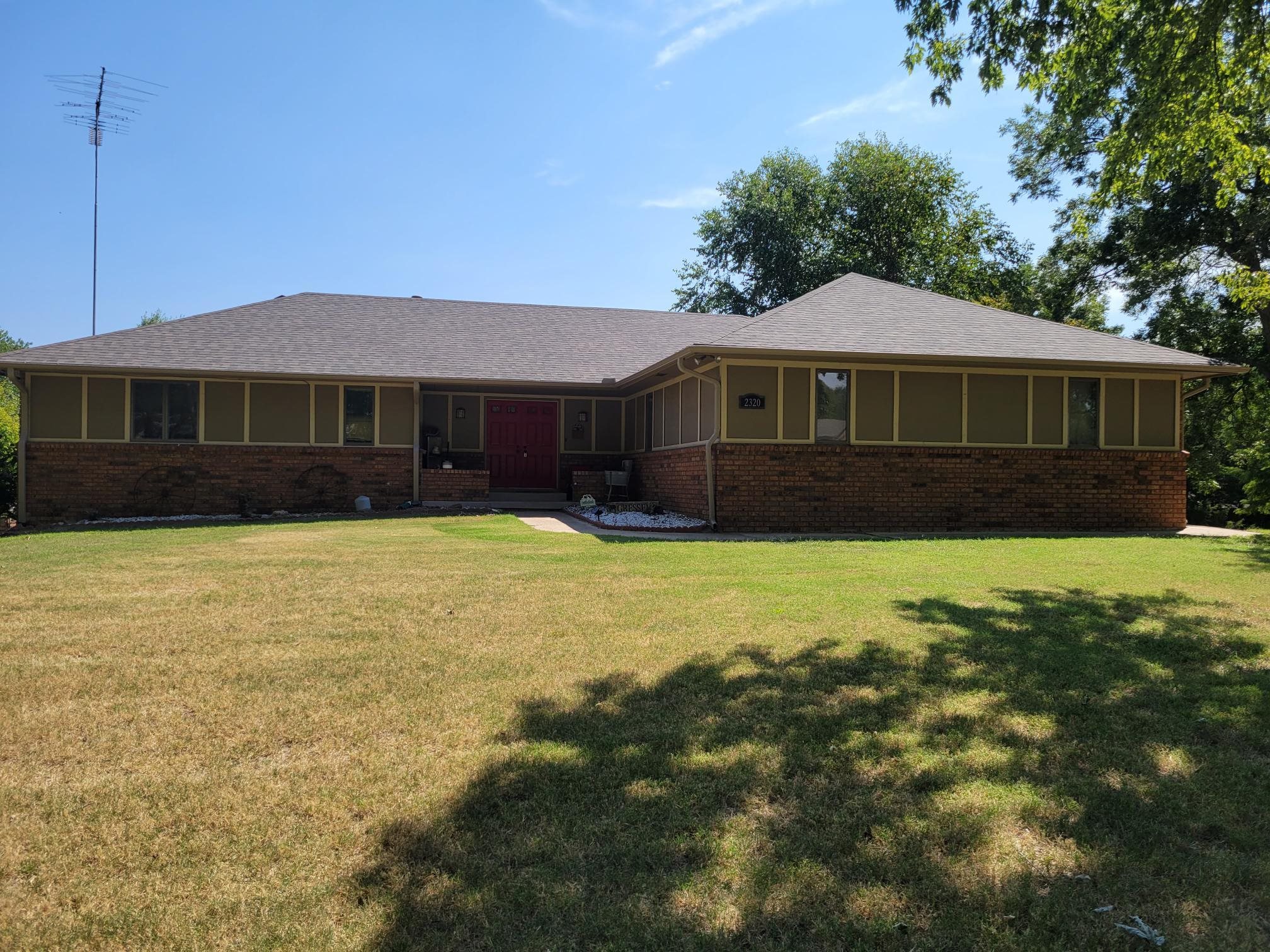 Photo of 2320 N Timberlane Dr in Arkansas City, KS