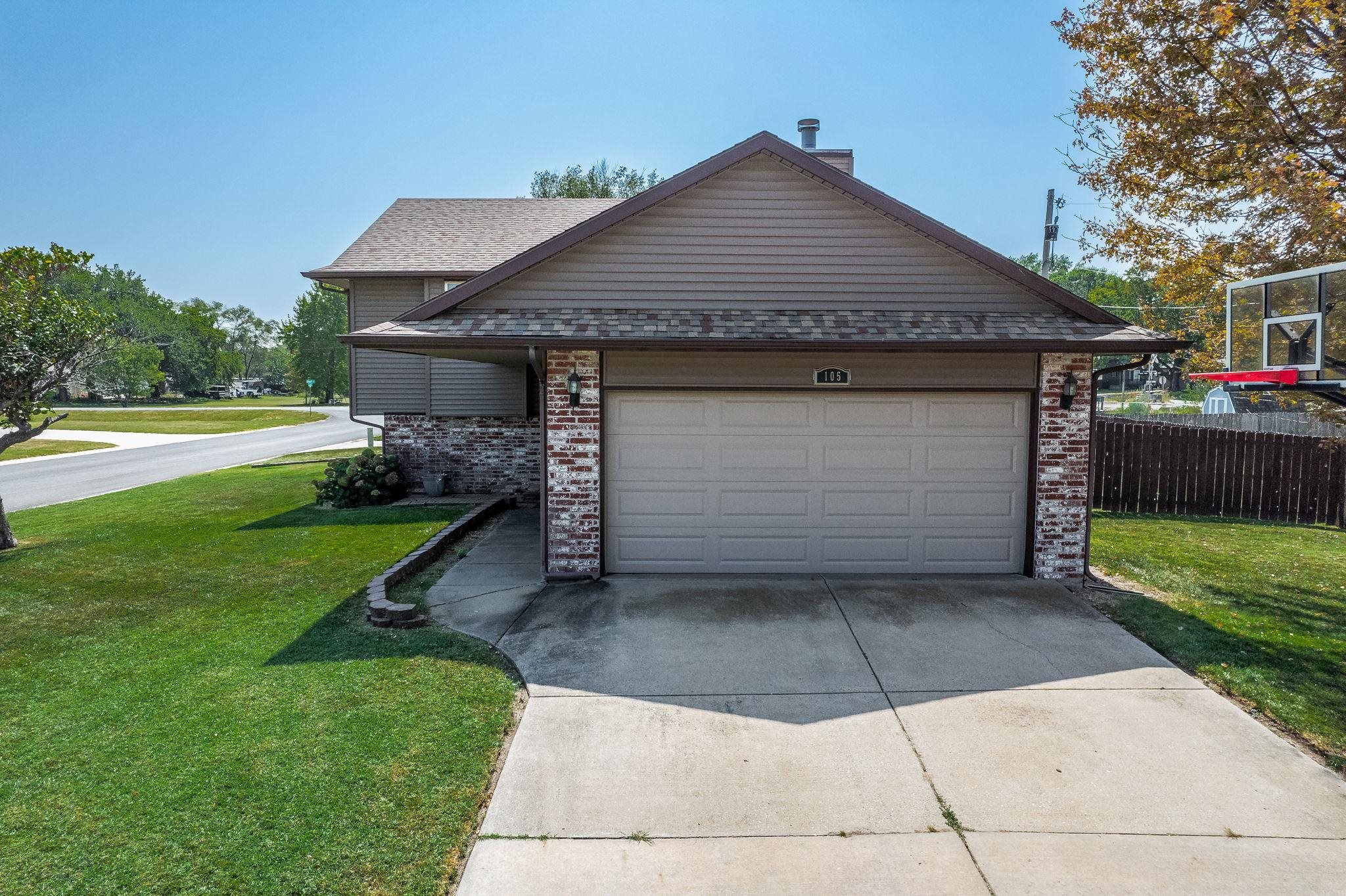 Photo of 105 N Queen in Maize, KS