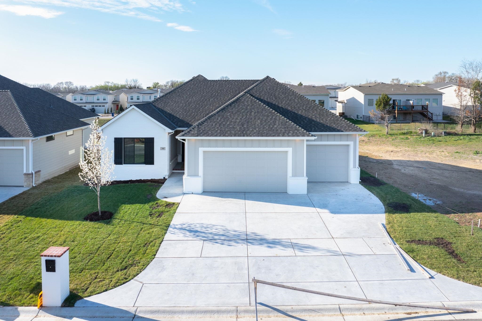 Photo of 341 N Jackson Heights Ct in Wichita, KS