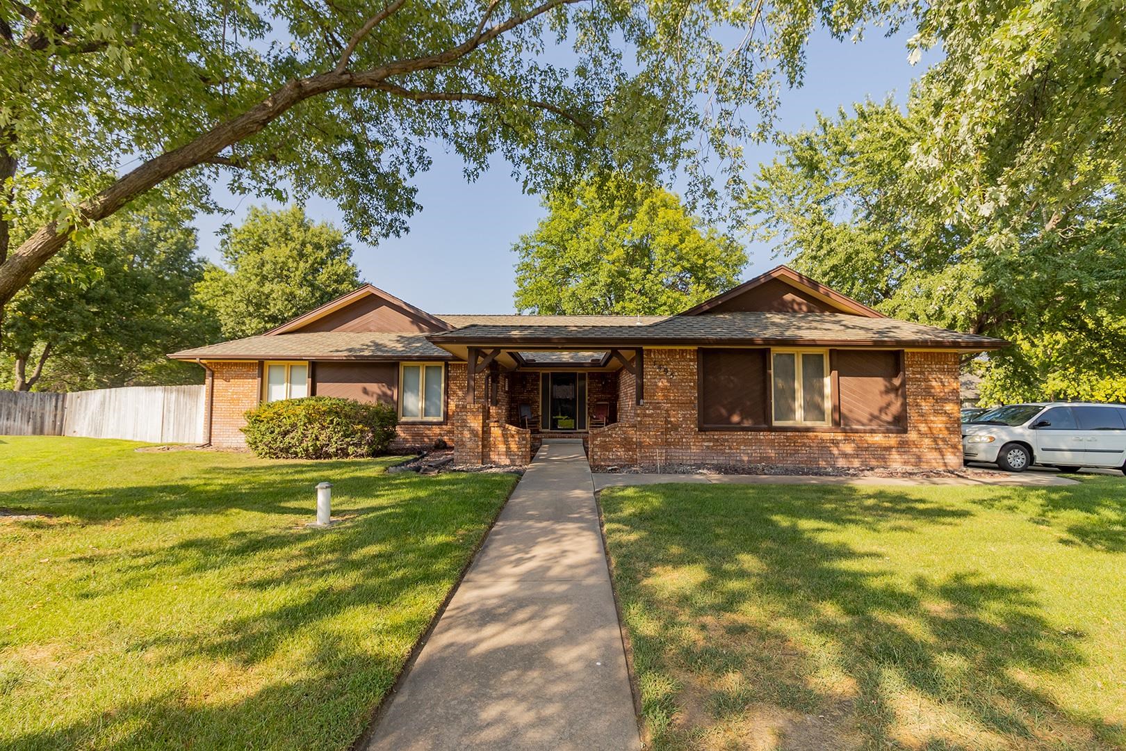 Photo of 1495 N Valleyview Ct in Wichita, KS