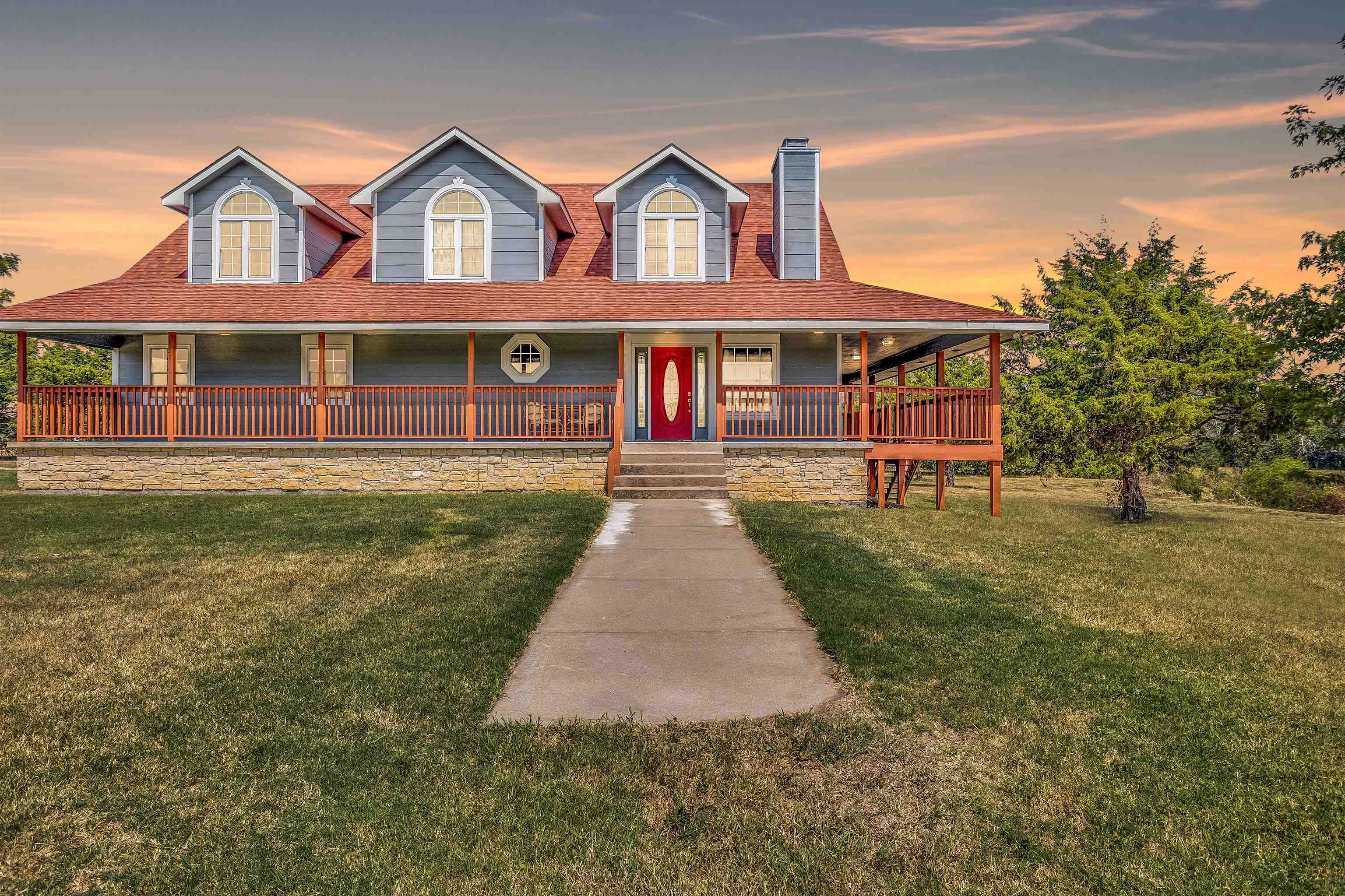 Photo of 1356 State Rd 15 in Mulvane, KS