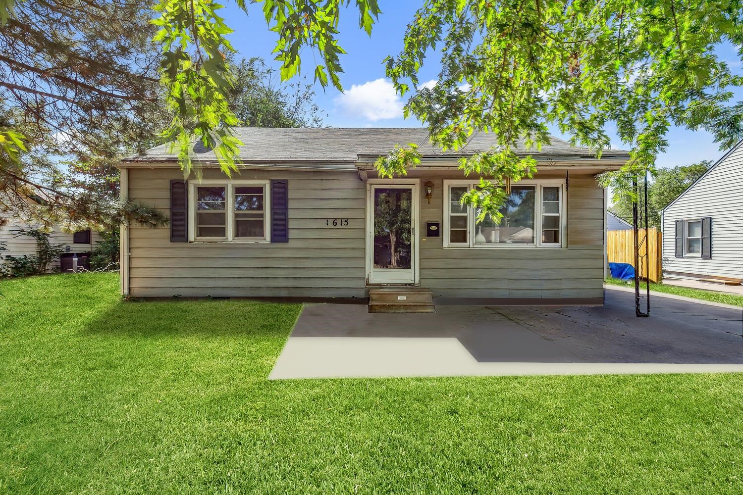 Photo of 1615 N Moyle in Augusta, KS