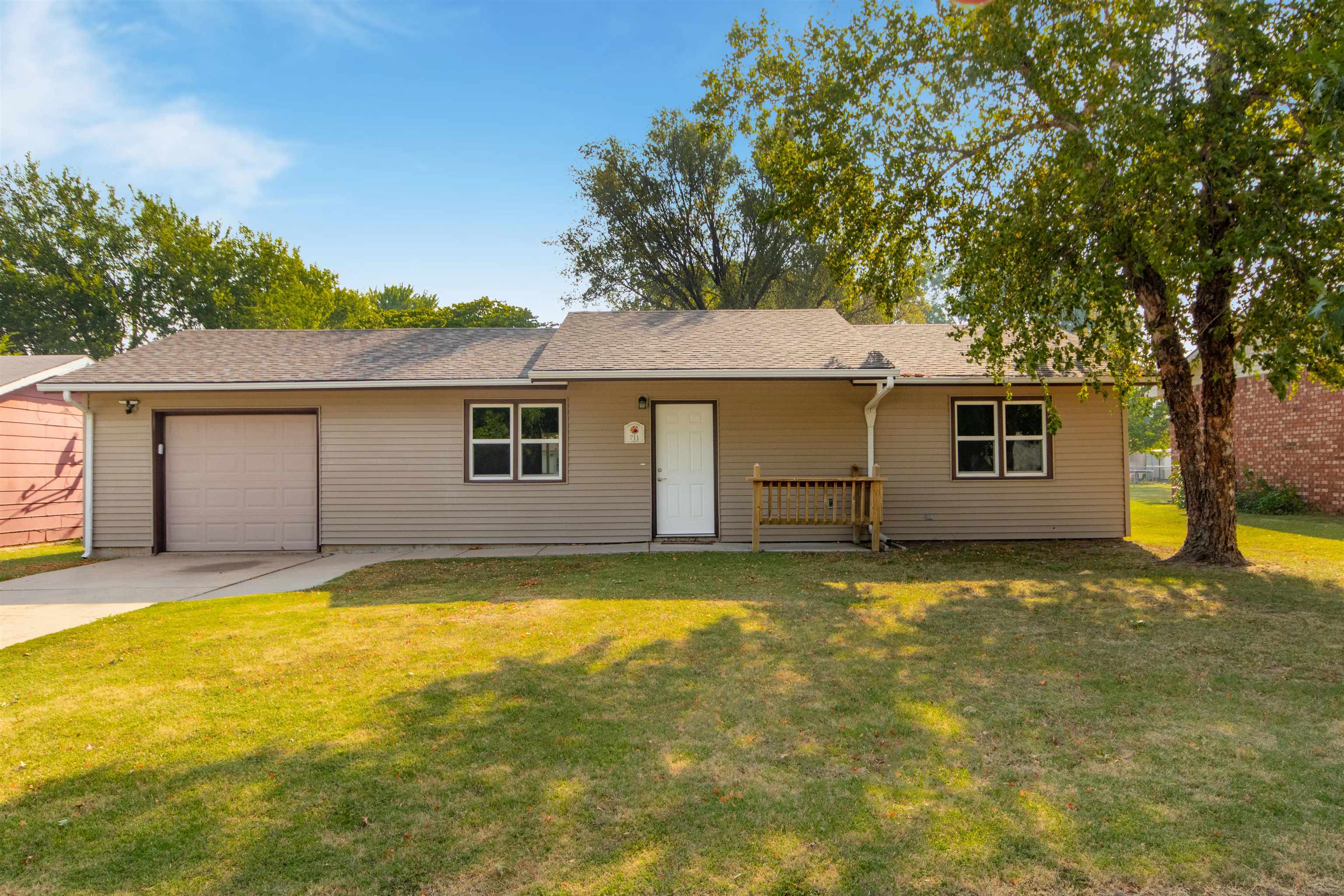 Photo of 711 N Gardner St in Wellington, KS