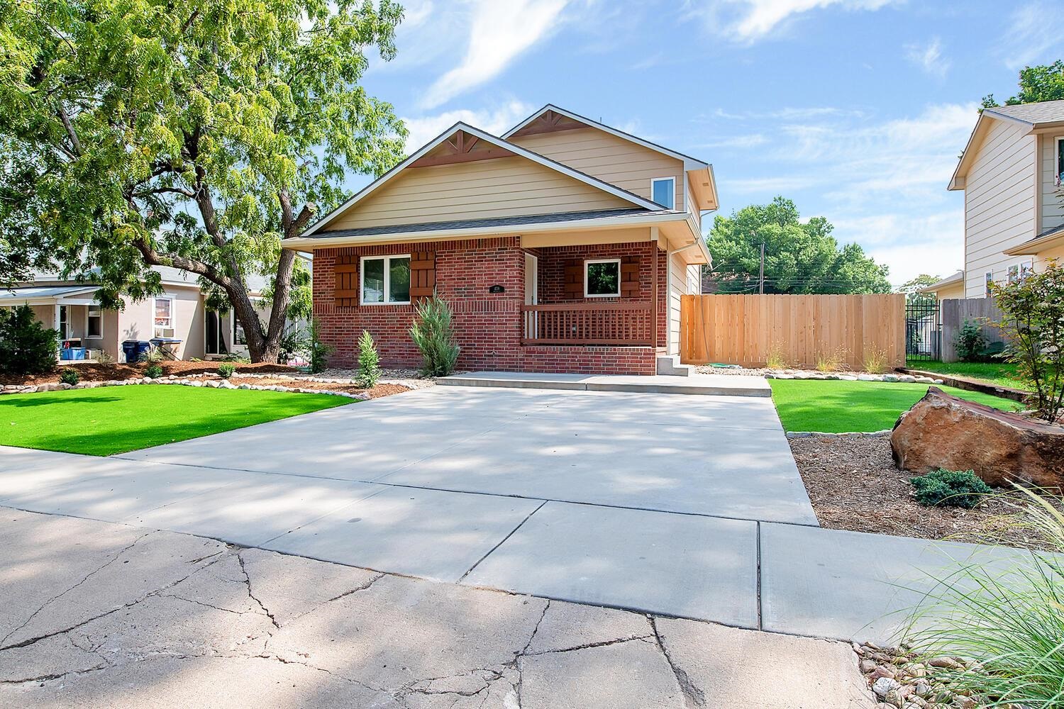 Photo of 438 Magnolia in Andale, KS
