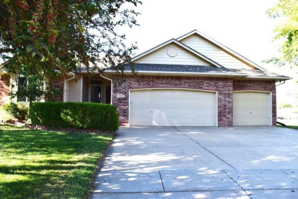Photo of 3218 N Pepper Ridge Ct in Wichita, KS