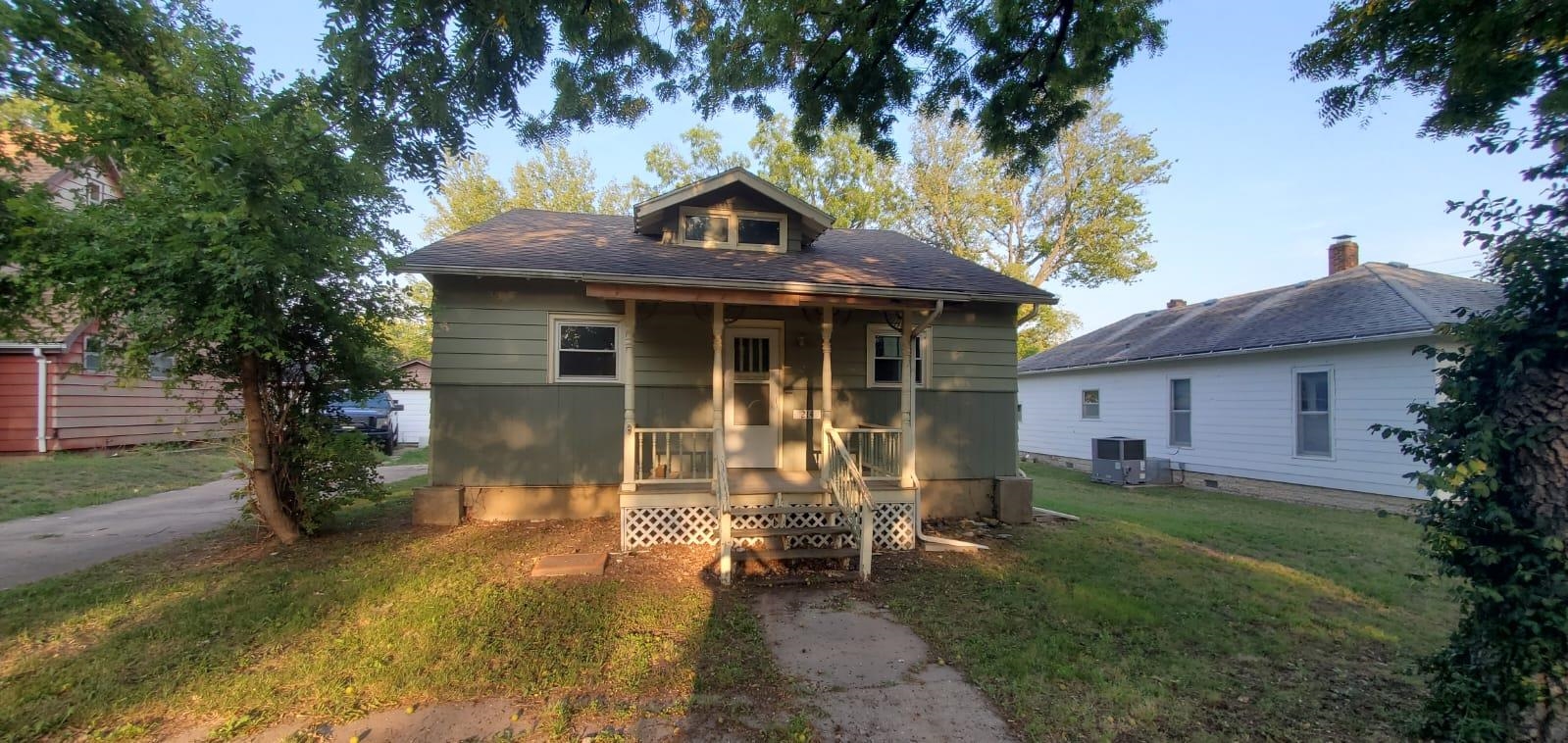Photo of 214 S Mulberry St in Eureka, KS