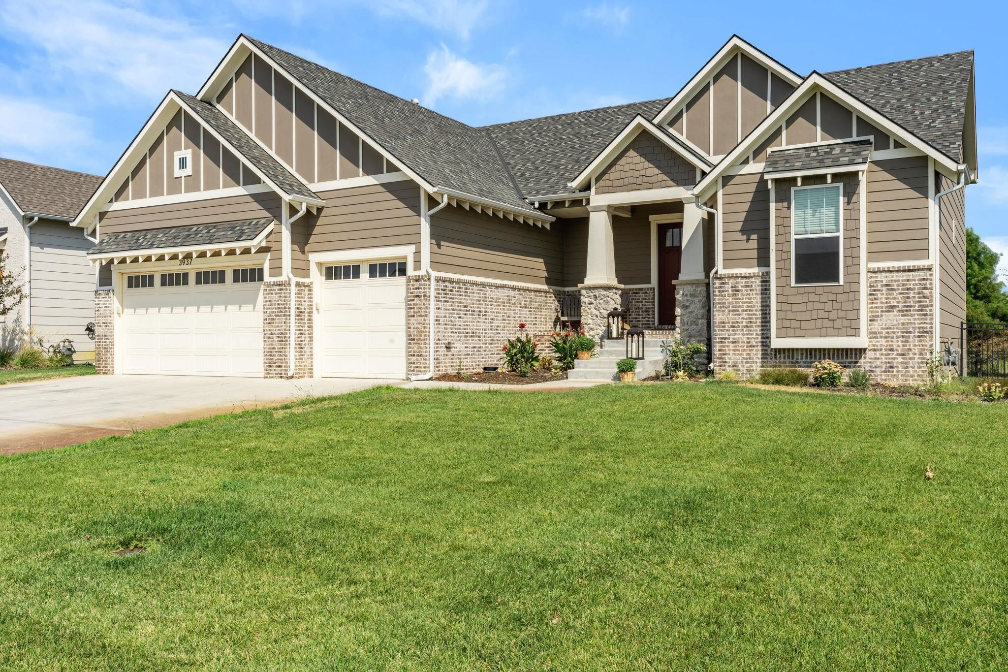 Photo of 3937 N Estancia Ct in Wichita, KS