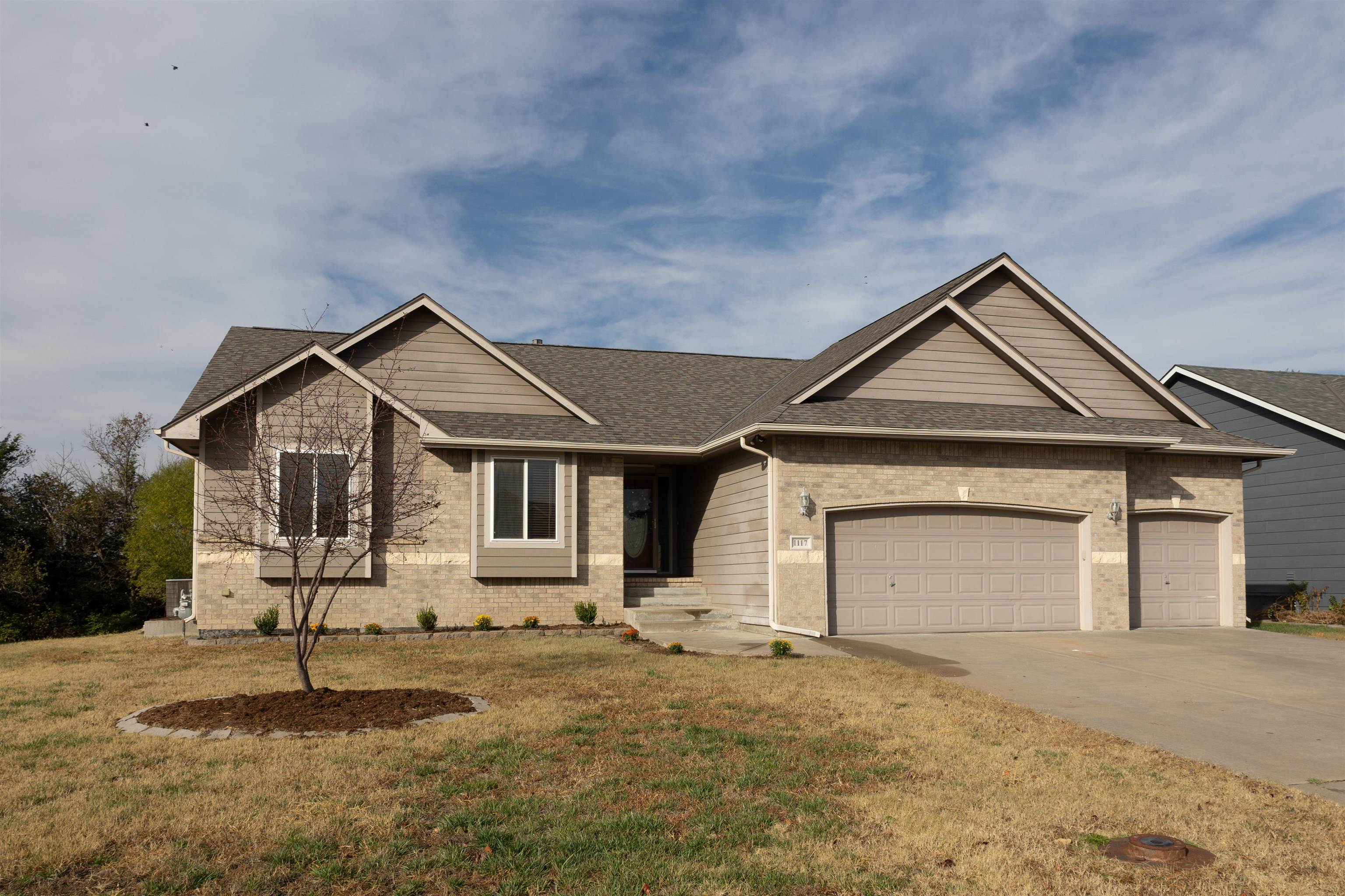 Photo of 1117 S Bracken Cir in Wichita, KS