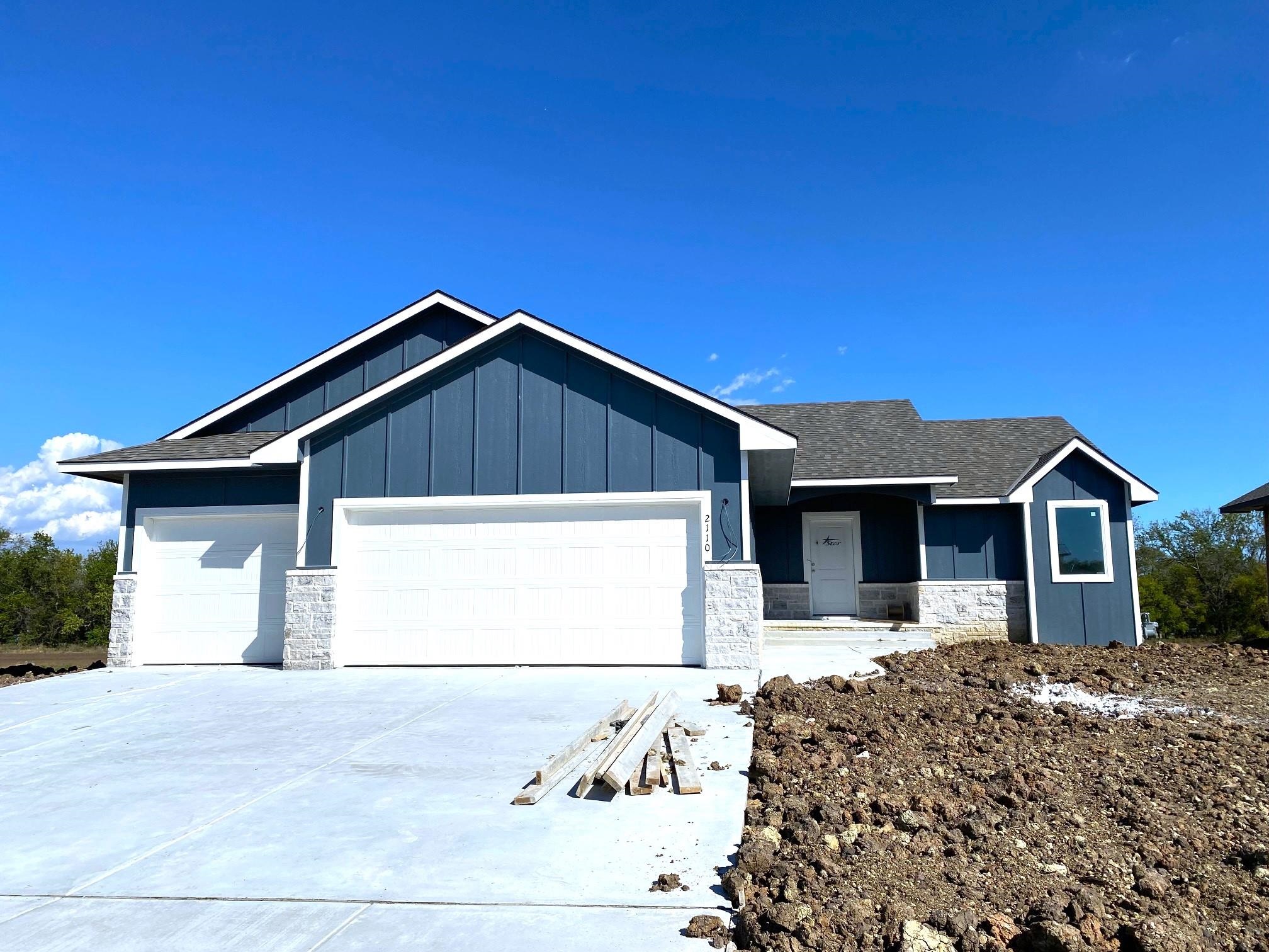 Photo of 2110 S Chateau St in Wichita, KS