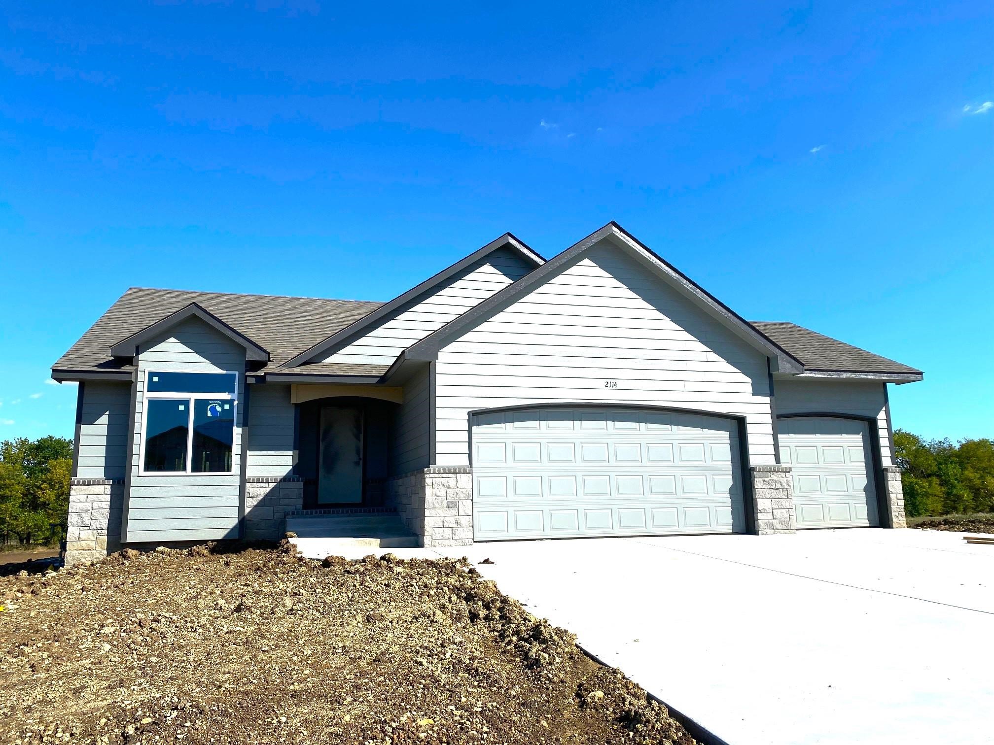 Photo of 2114 S Chateau St in Wichita, KS