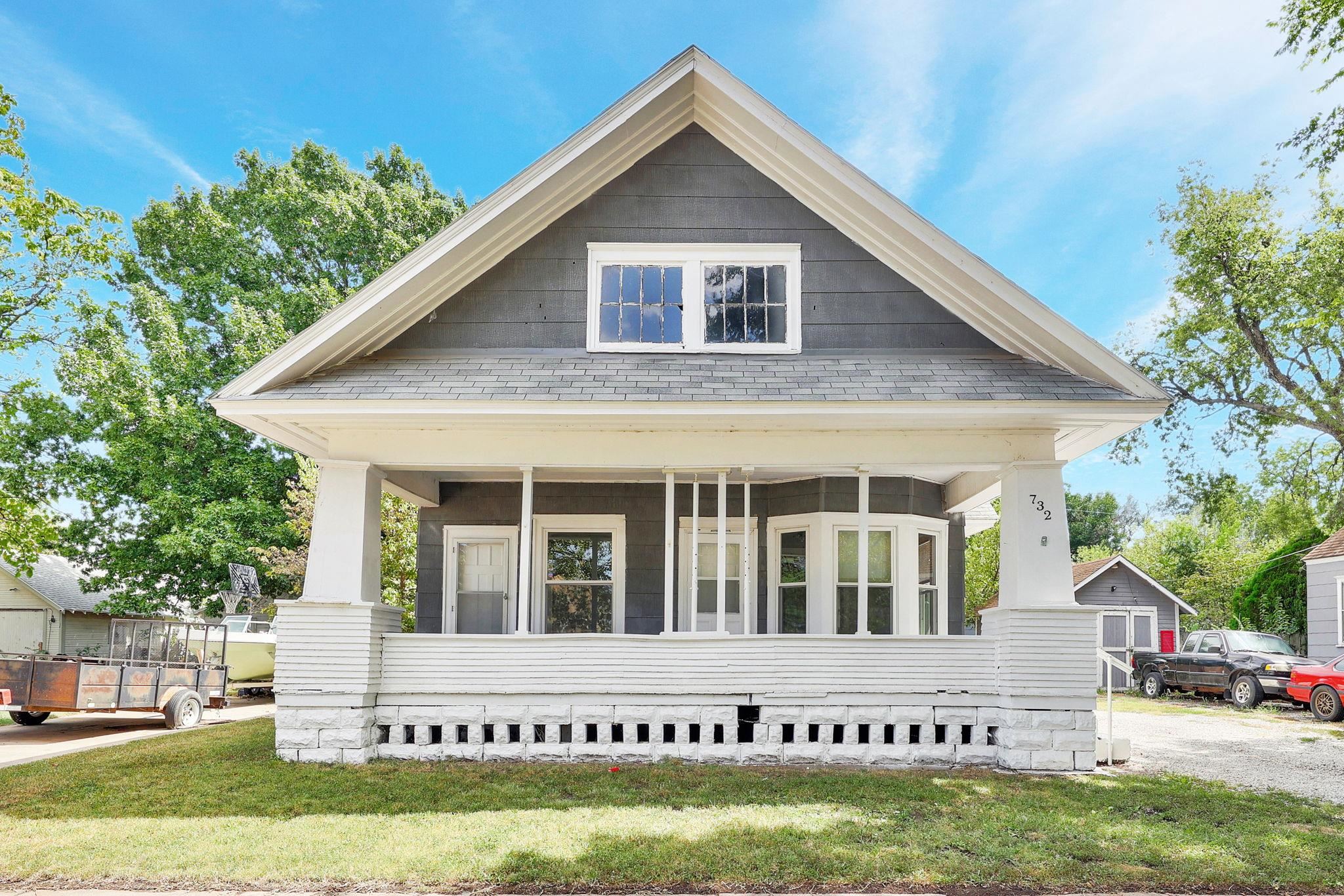 Photo of 732 S Ida St in Wichita, KS