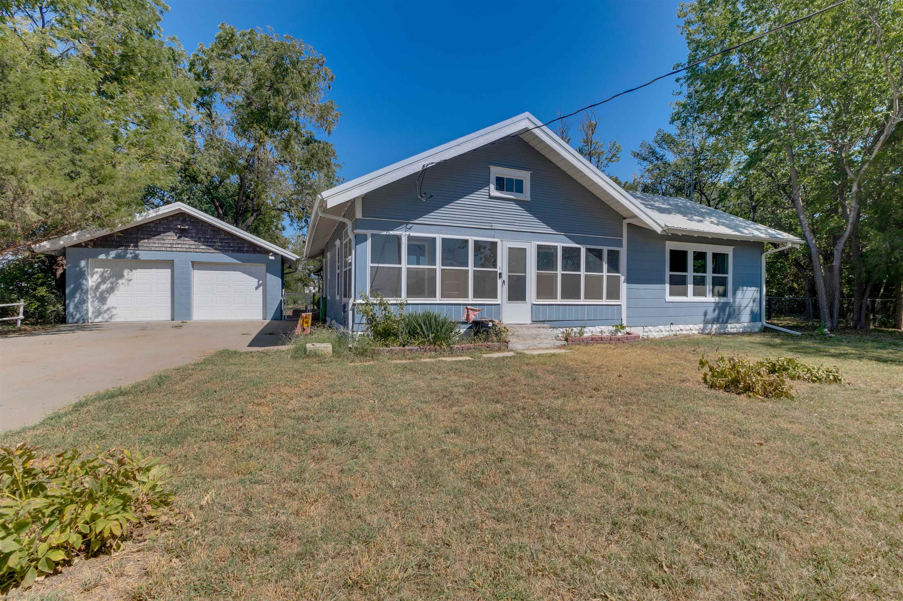 Photo of 15462 Us Hwy 77 in Winfield, KS