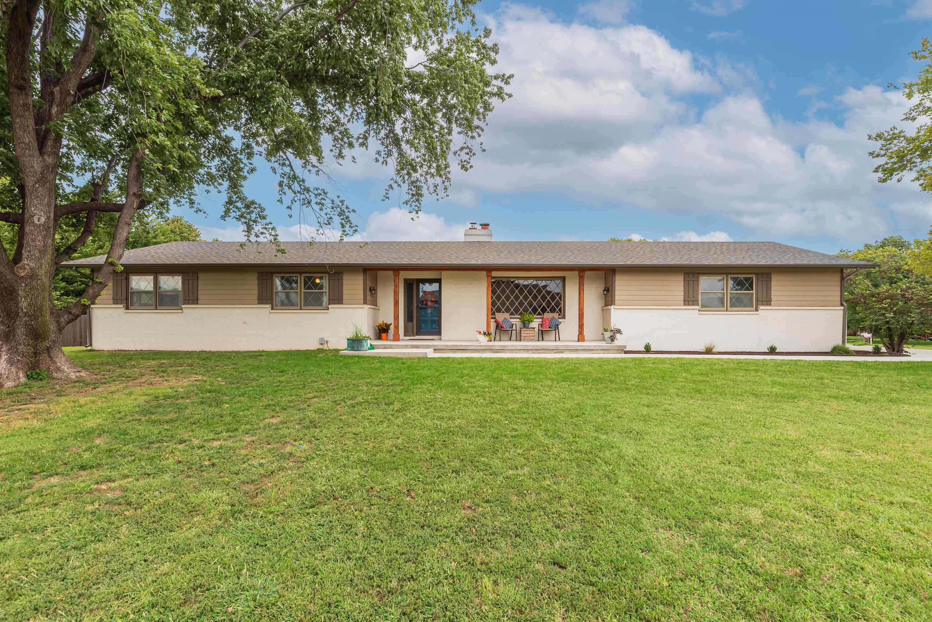 Photo of 402 N Jubilee St in Andale, KS