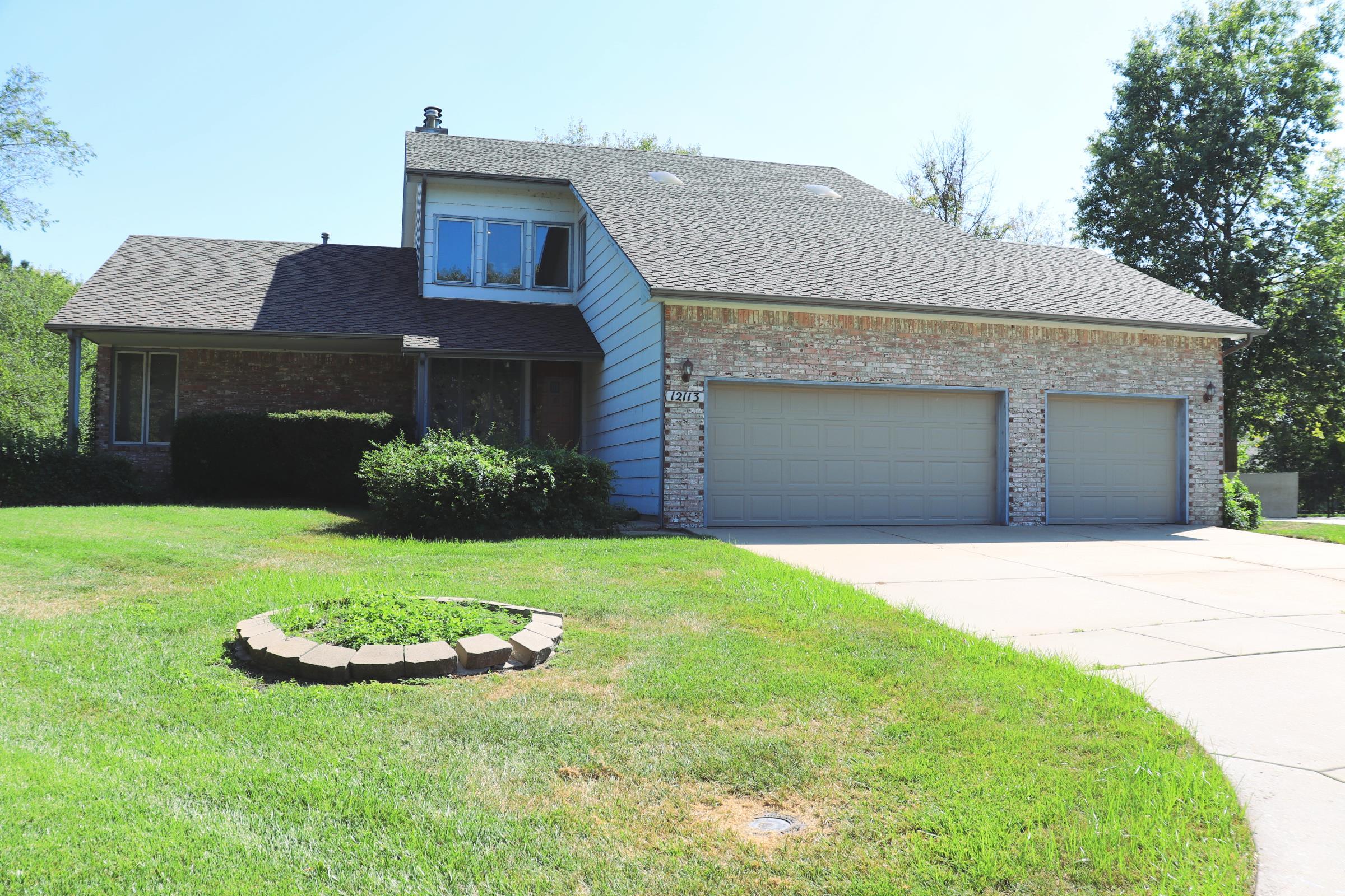 Photo of 12113 W Ridgepoint Ct in Wichita, KS