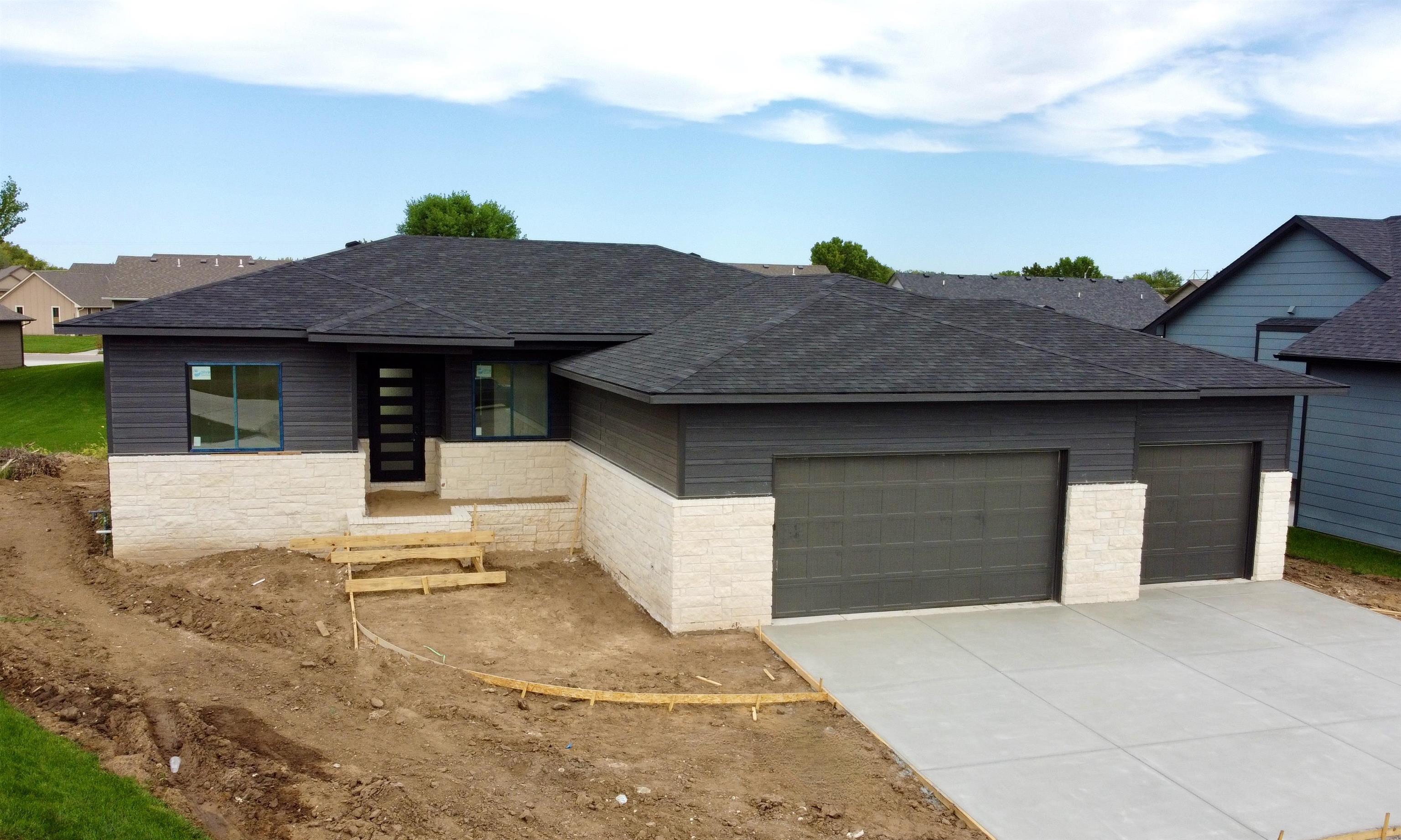 Photo of 5825 N Edwards Ct in Wichita, KS