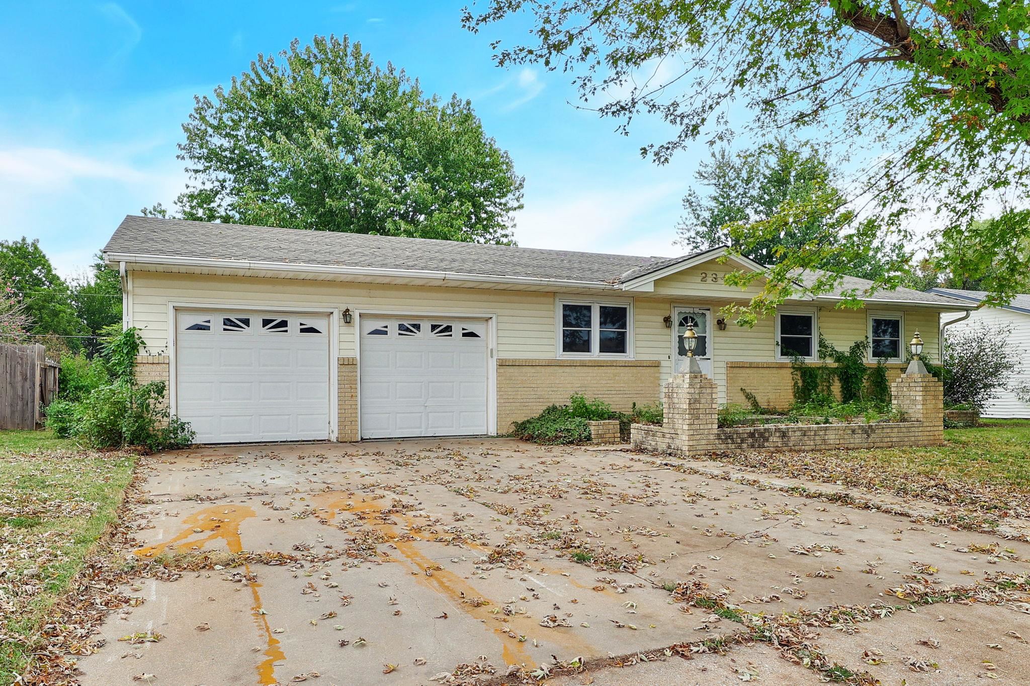 Photo of 234 N Delos Ave in Haysville, KS