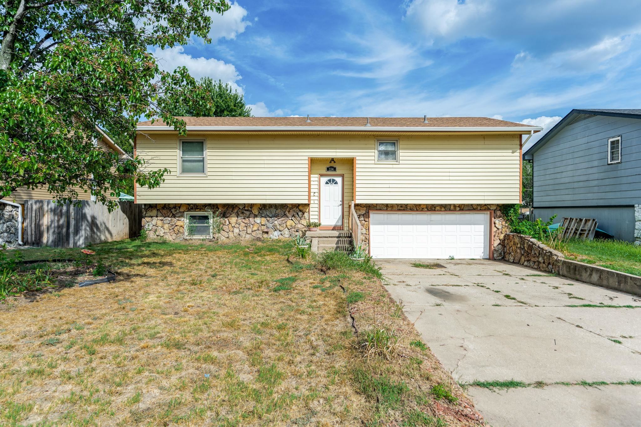 Photo of 334 N Jane St in Haysville, KS