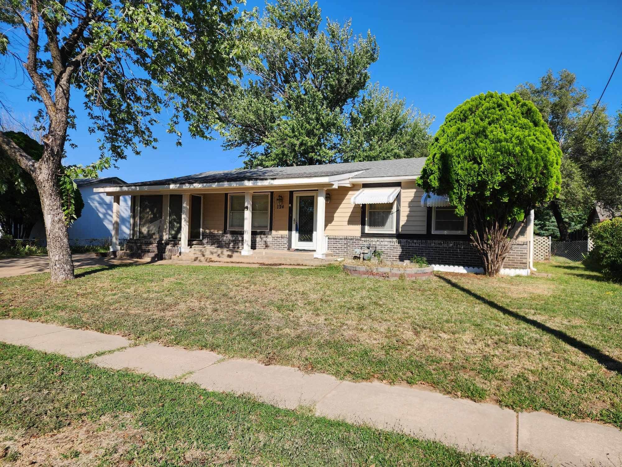 Photo of 124 N Clara St in Wichita, KS