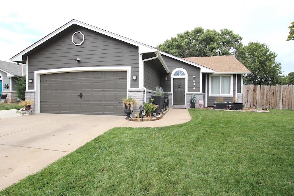 Photo of 8645 W Westlawn Ct in Wichita, KS