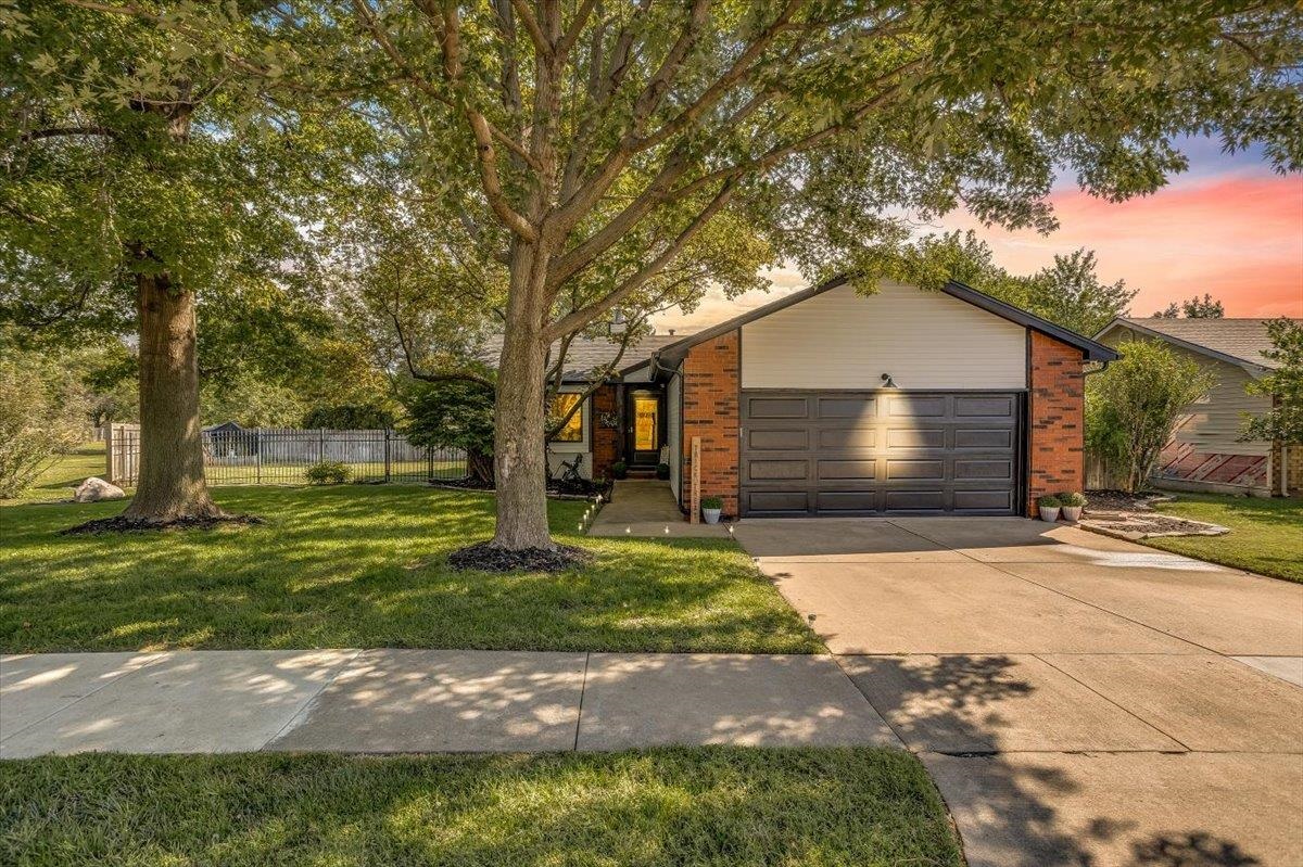 Photo of 722 N Golden Hills St in Wichita, KS