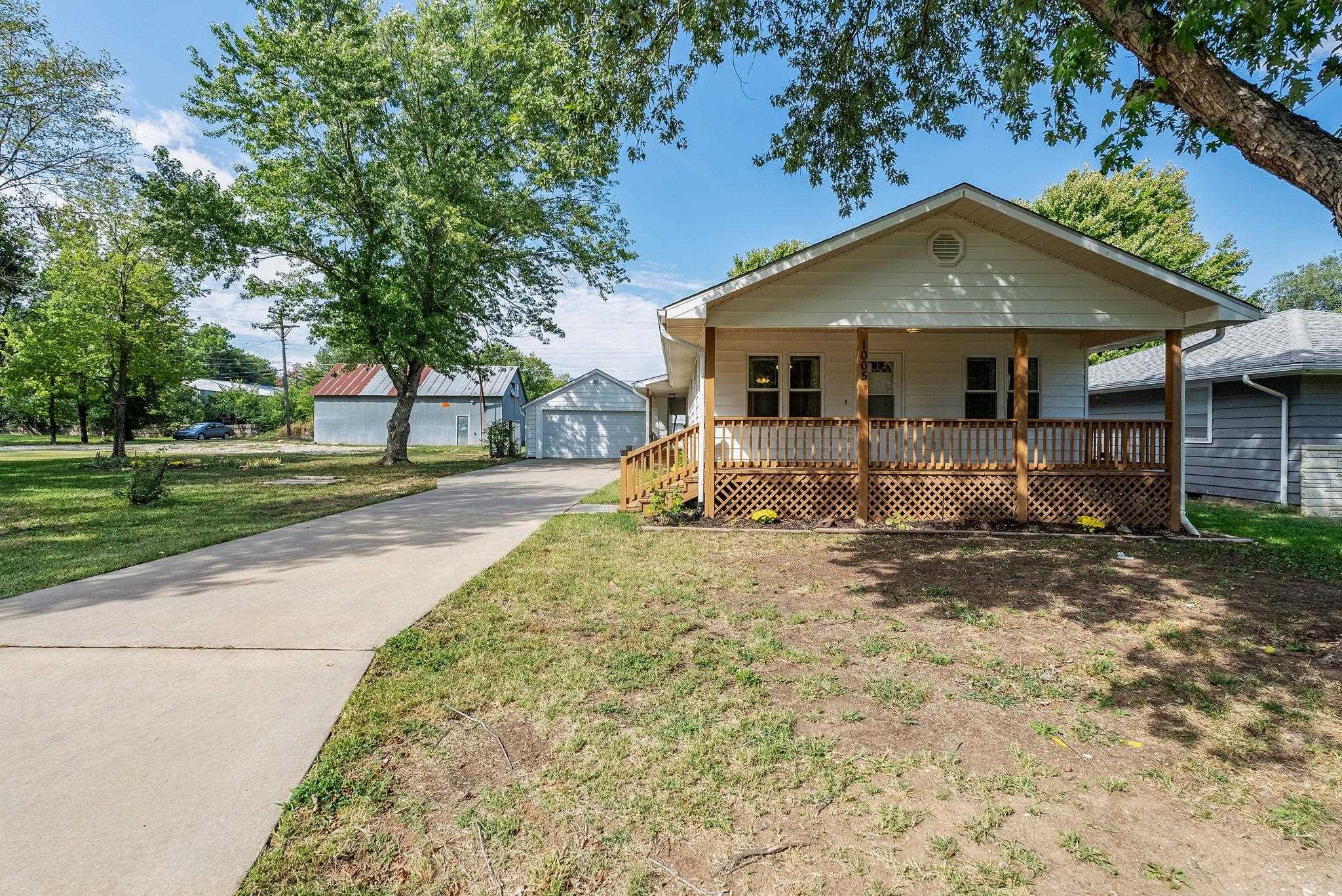 Photo of 1005 N Denver St in El Dorado, KS