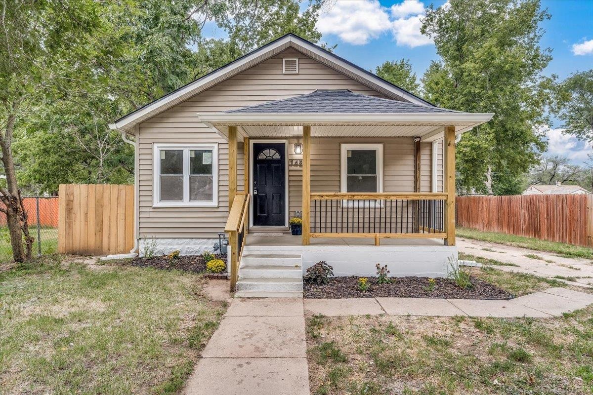 Photo of 1429 N Poplar Ave in Wichita, KS