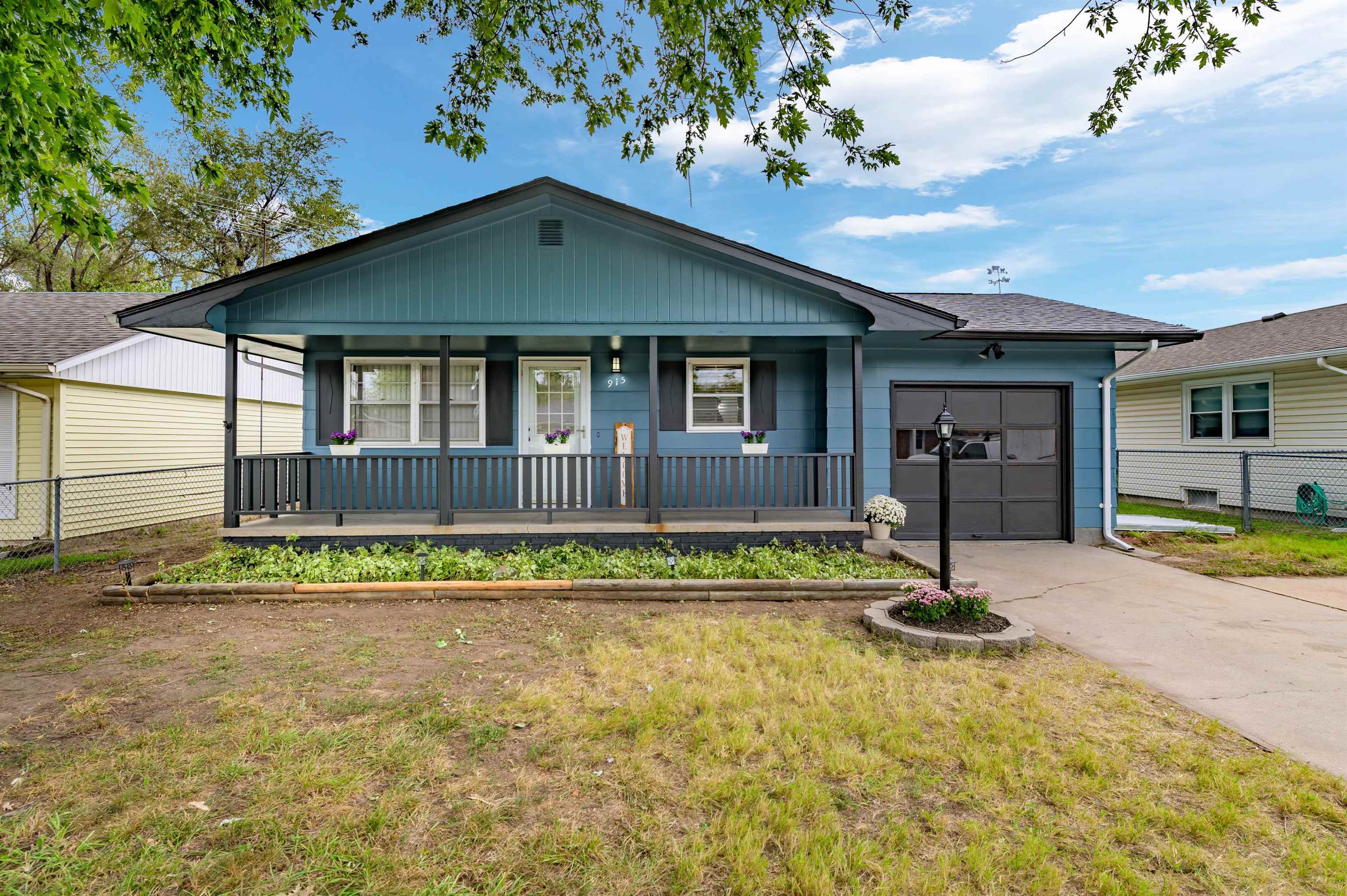 Photo of 915 College Ln in Hutchinson, KS