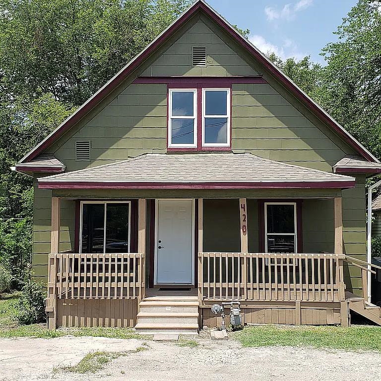 Photo of 420 E 7th St in Newton, KS