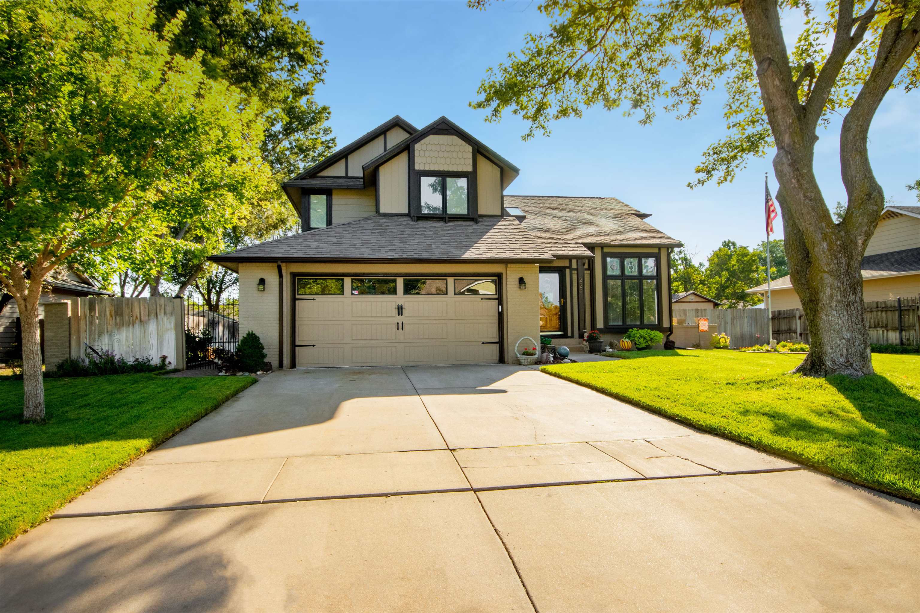 Photo of 226 S Mars St in Wichita, KS