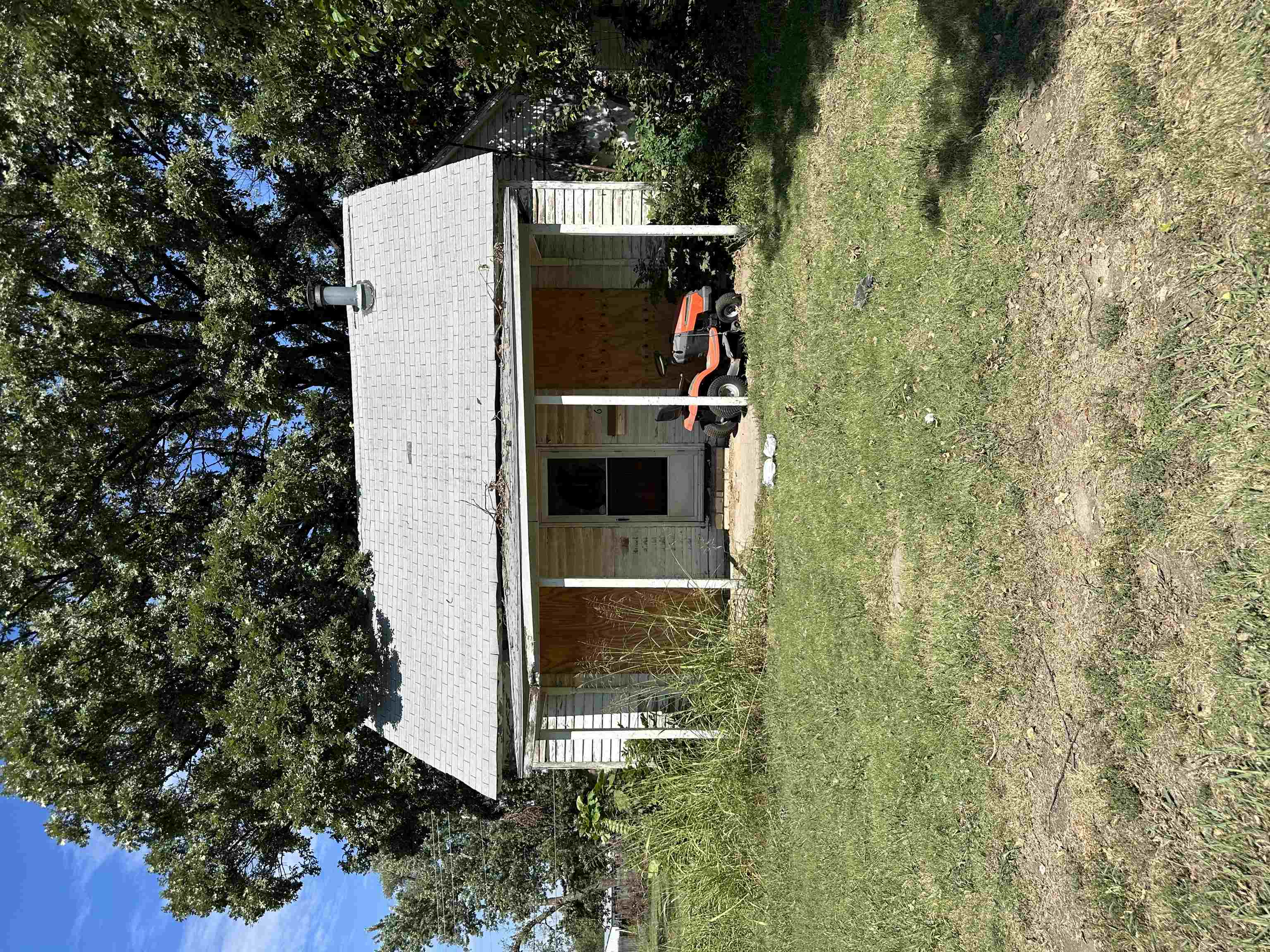 Photo of 612 E 7th Ave in Winfield, KS