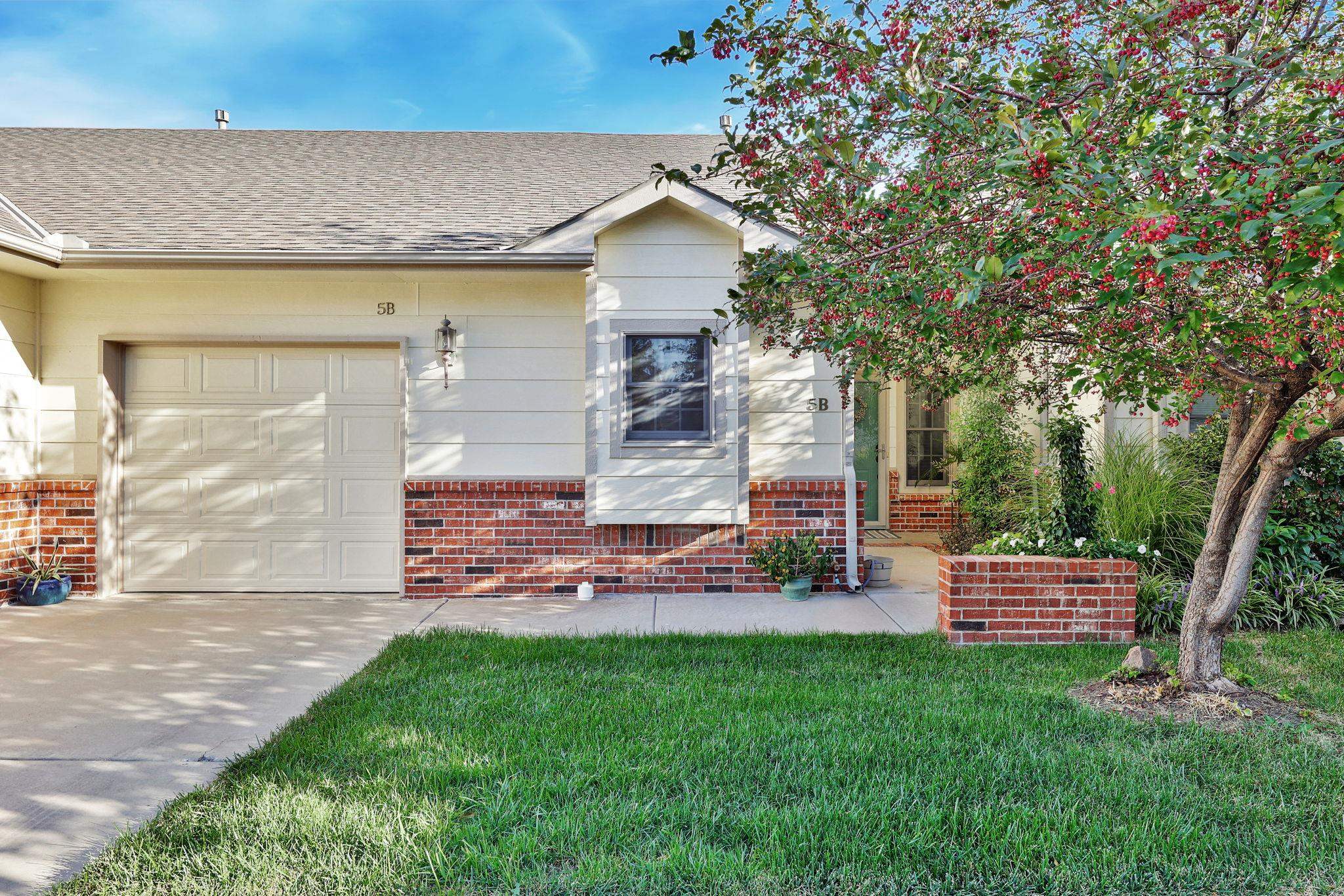 Photo of 342 Lioba Dr Unit 5B in Andover, KS