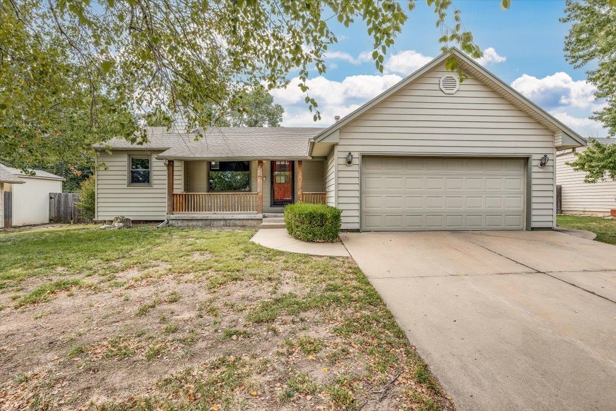 Photo of 6657 W Oneil Ct in Wichita, KS
