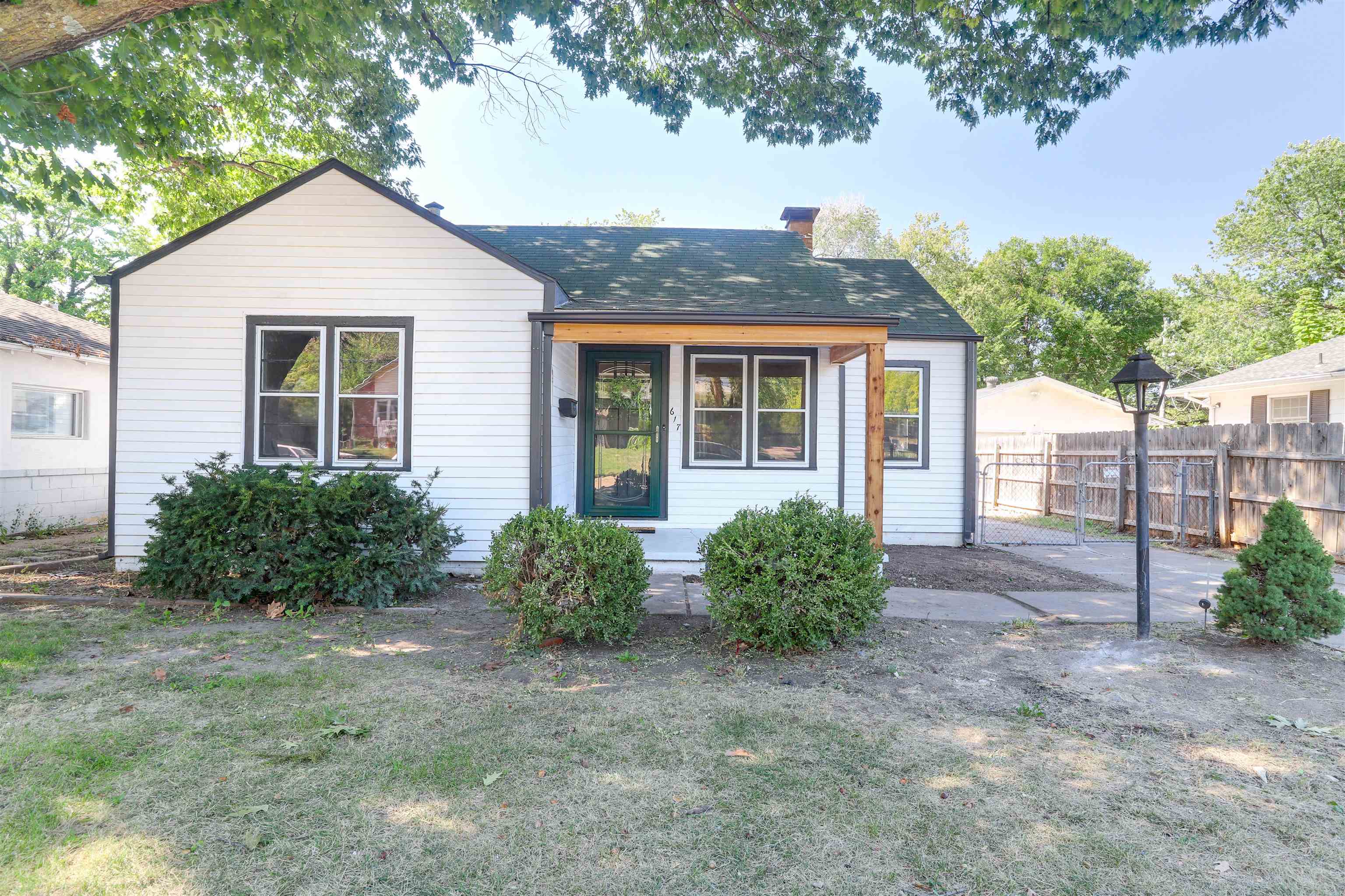 Photo of 617 S Rutan Ave in Wichita, KS