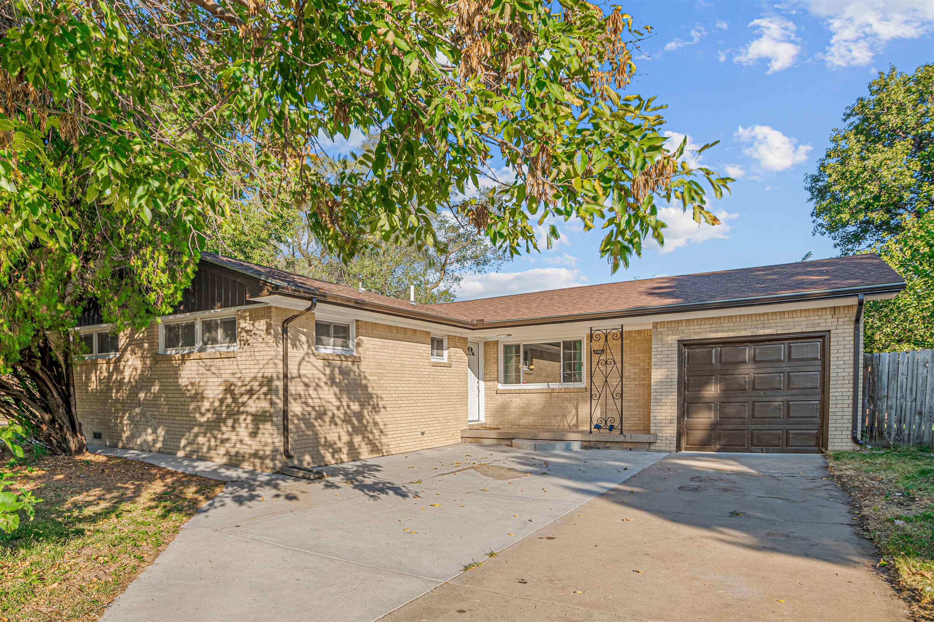 Photo of 2403 N Clarence Ave in Wichita, KS