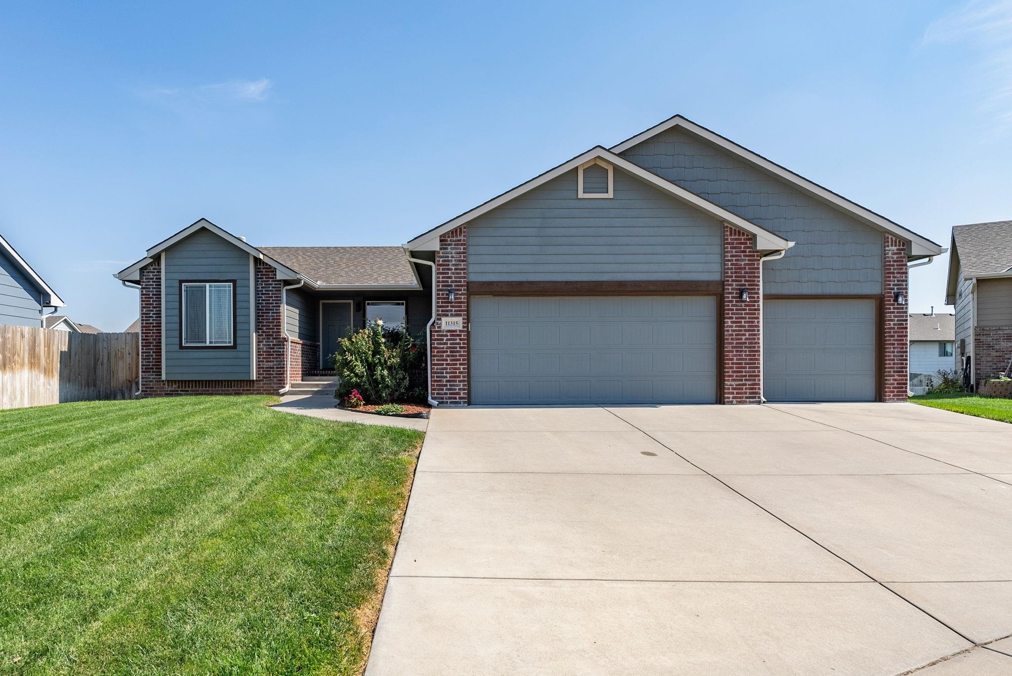 Photo of 11315 W Wilkinson Ct in Maize, KS