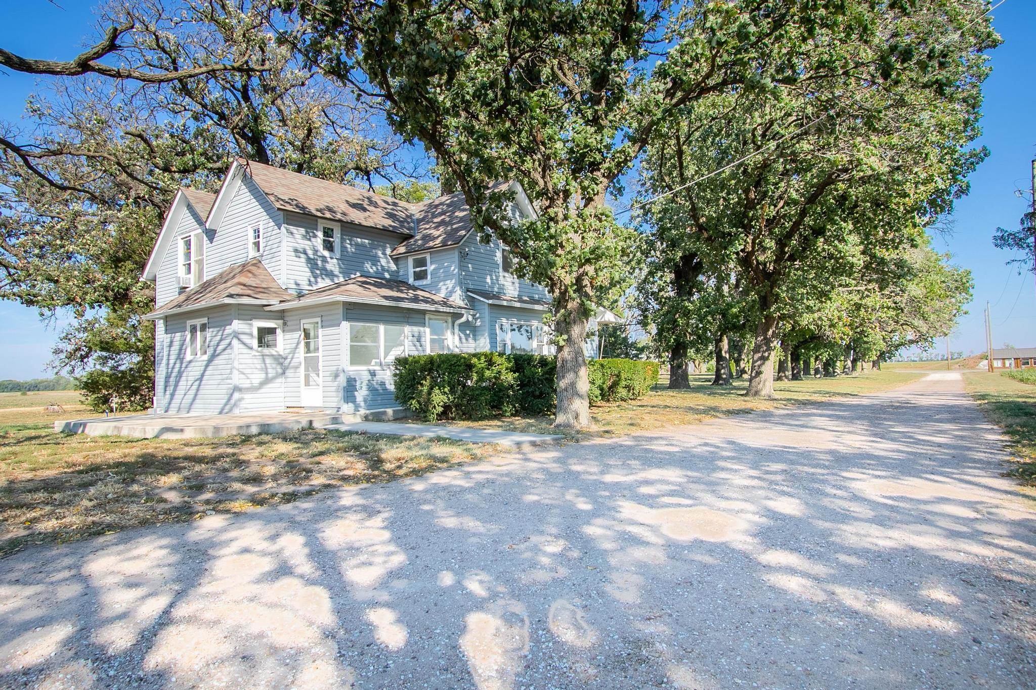 Photo of 7821 NW 12th St in Newton, KS